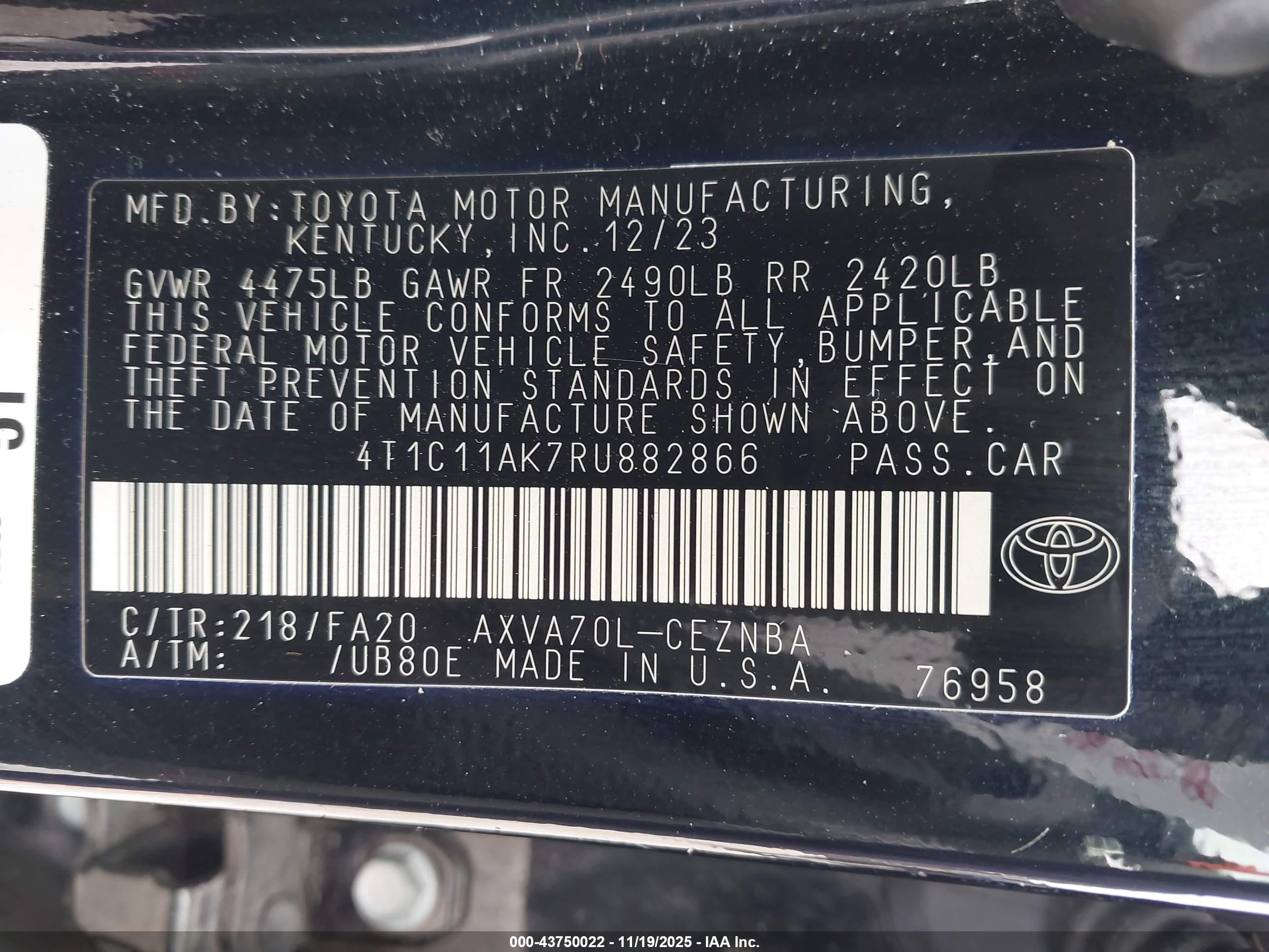 TOYOTA CAMRY image 9