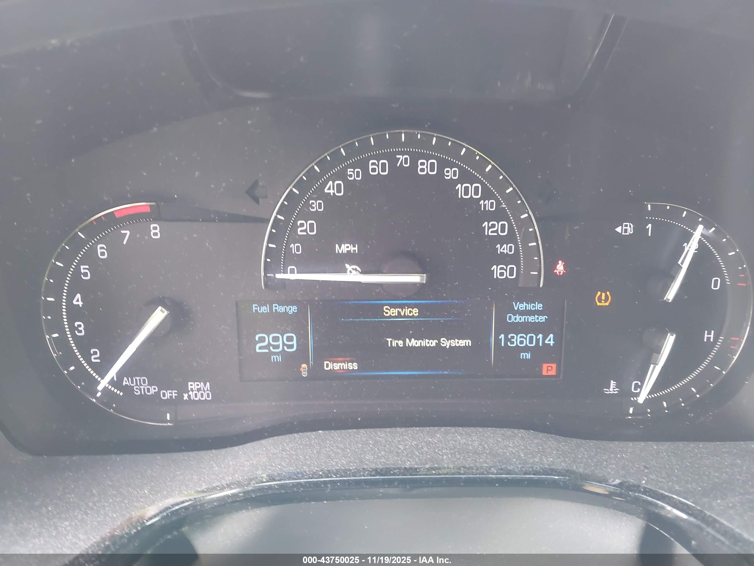 CADILLAC XT5 image 7