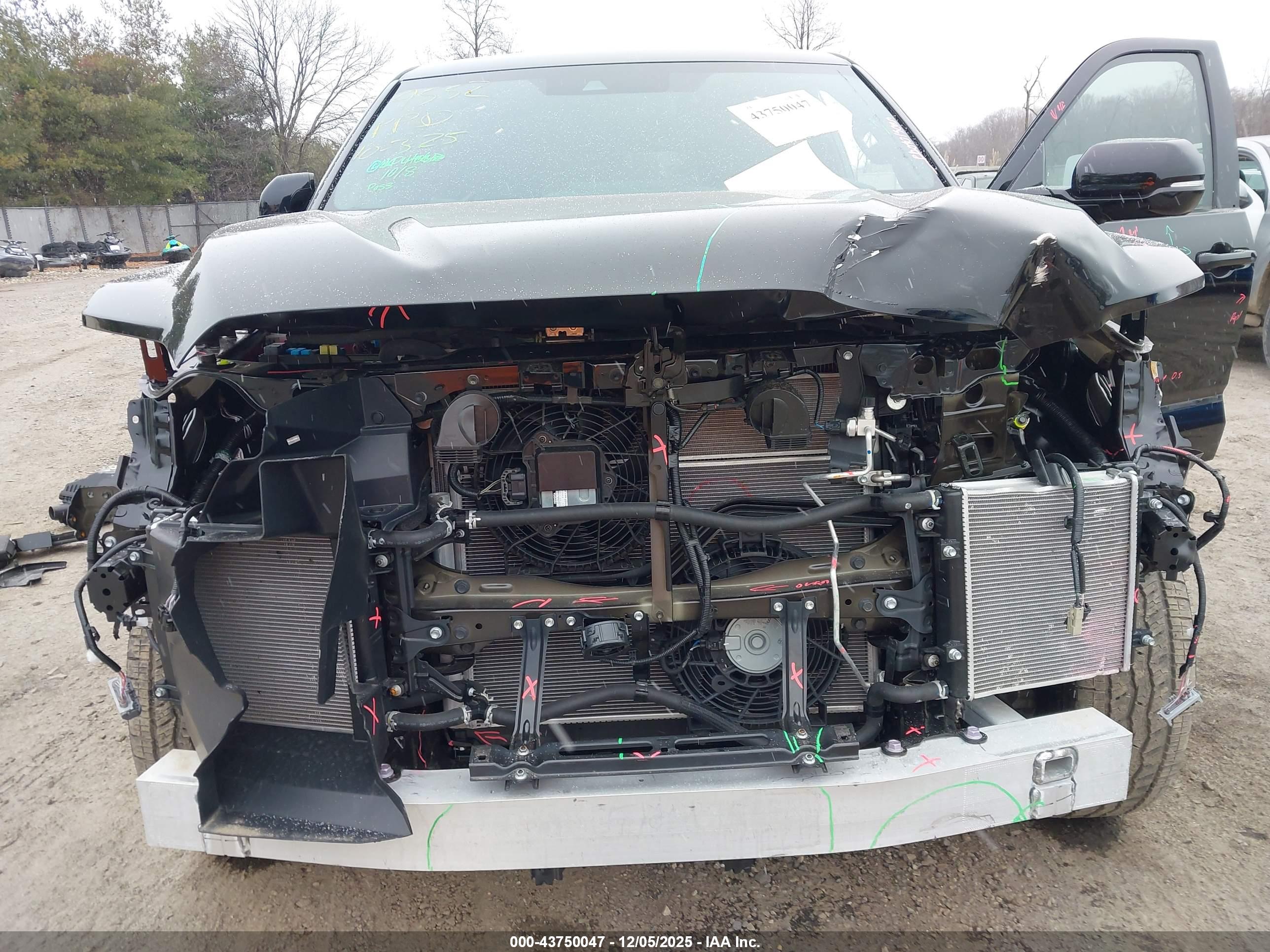 TOYOTA SEQUOIA image 6