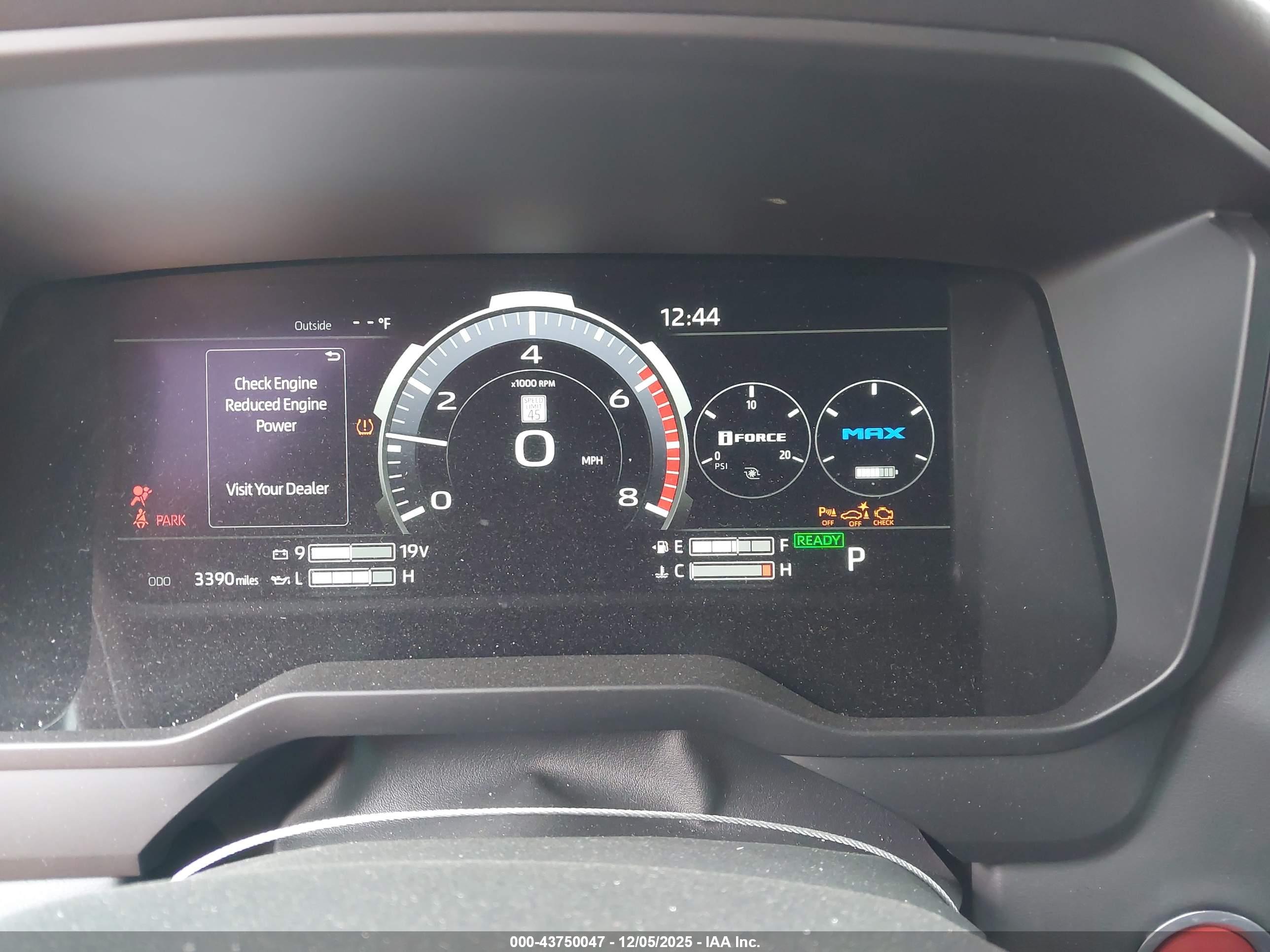 TOYOTA SEQUOIA image 7