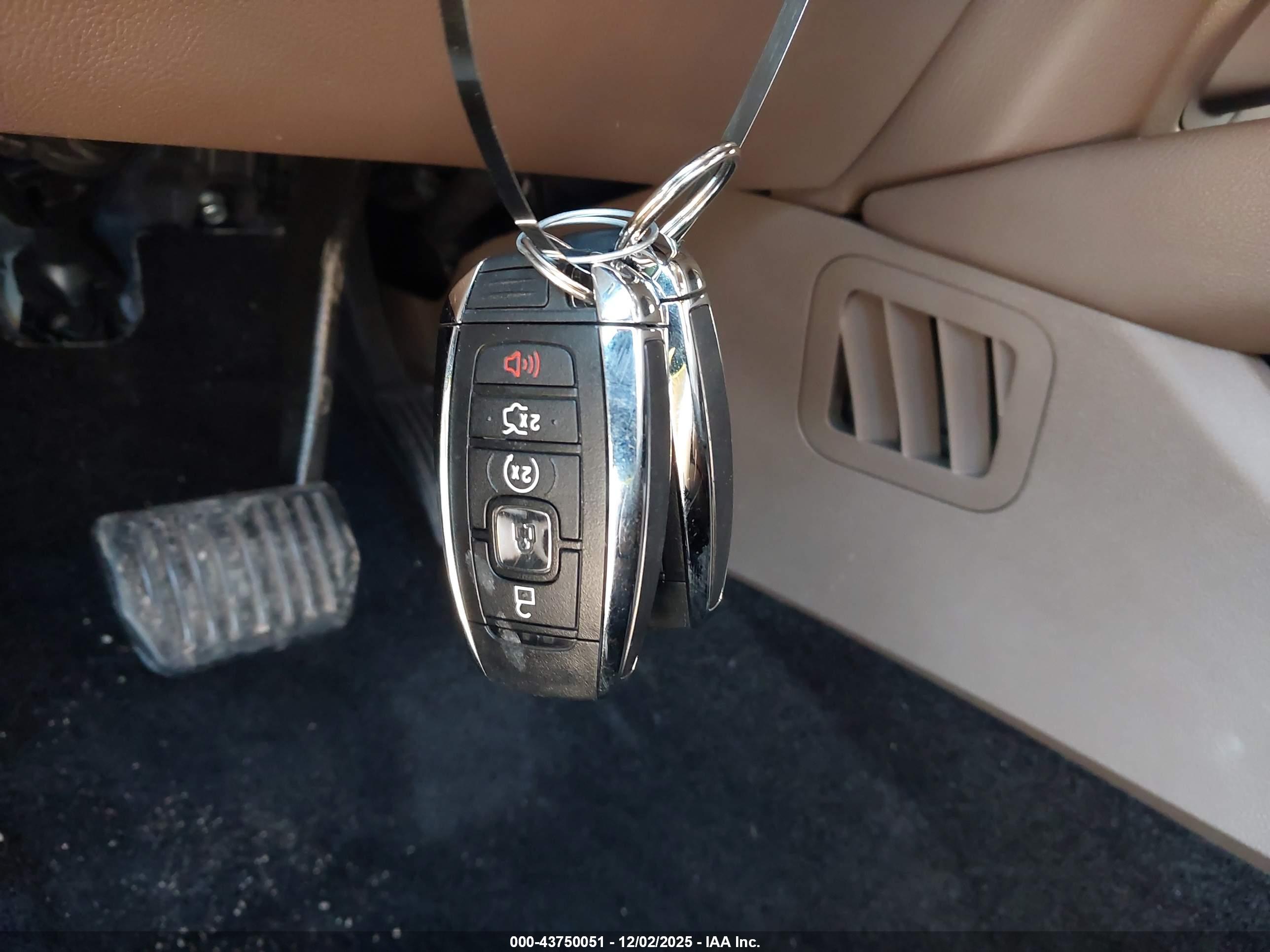 LINCOLN MKX image 11