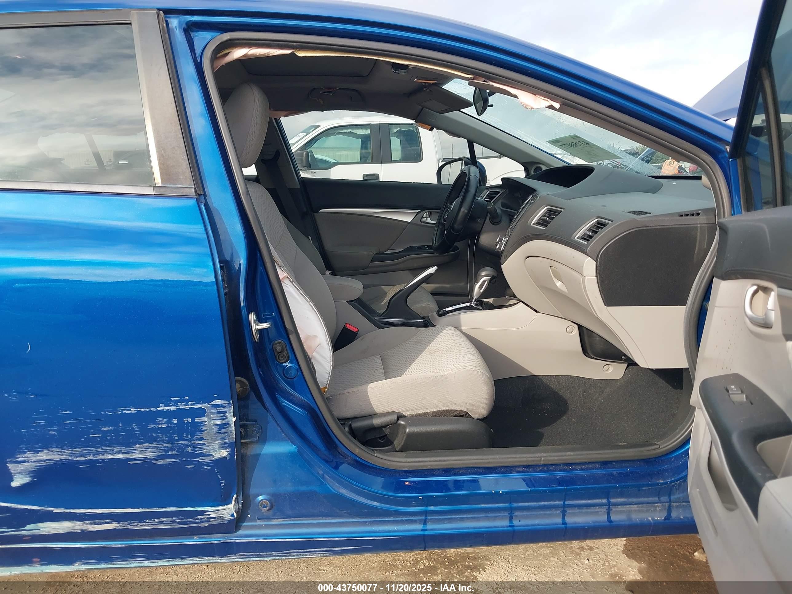 HONDA CIVIC image 5
