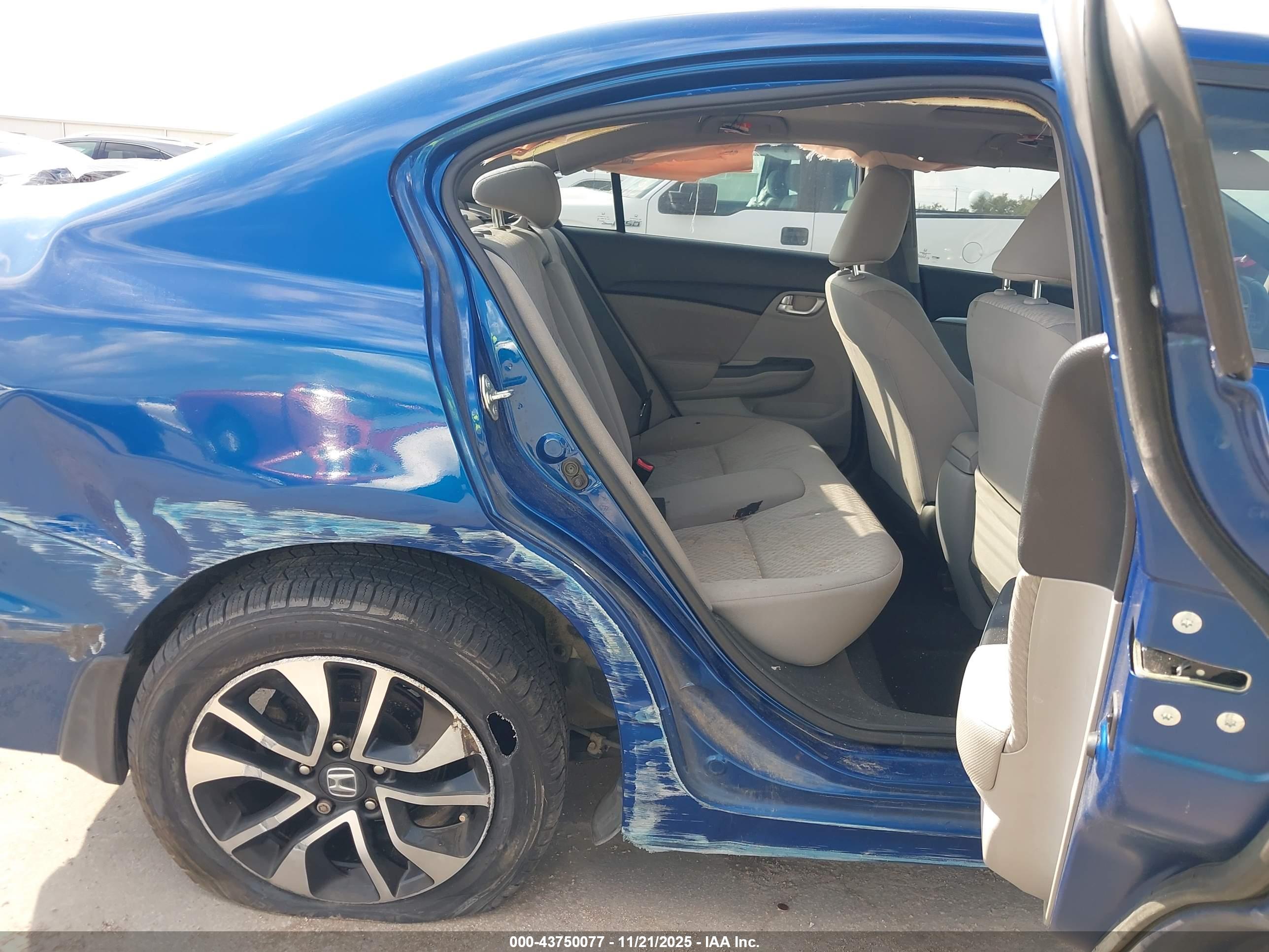 HONDA CIVIC image 8