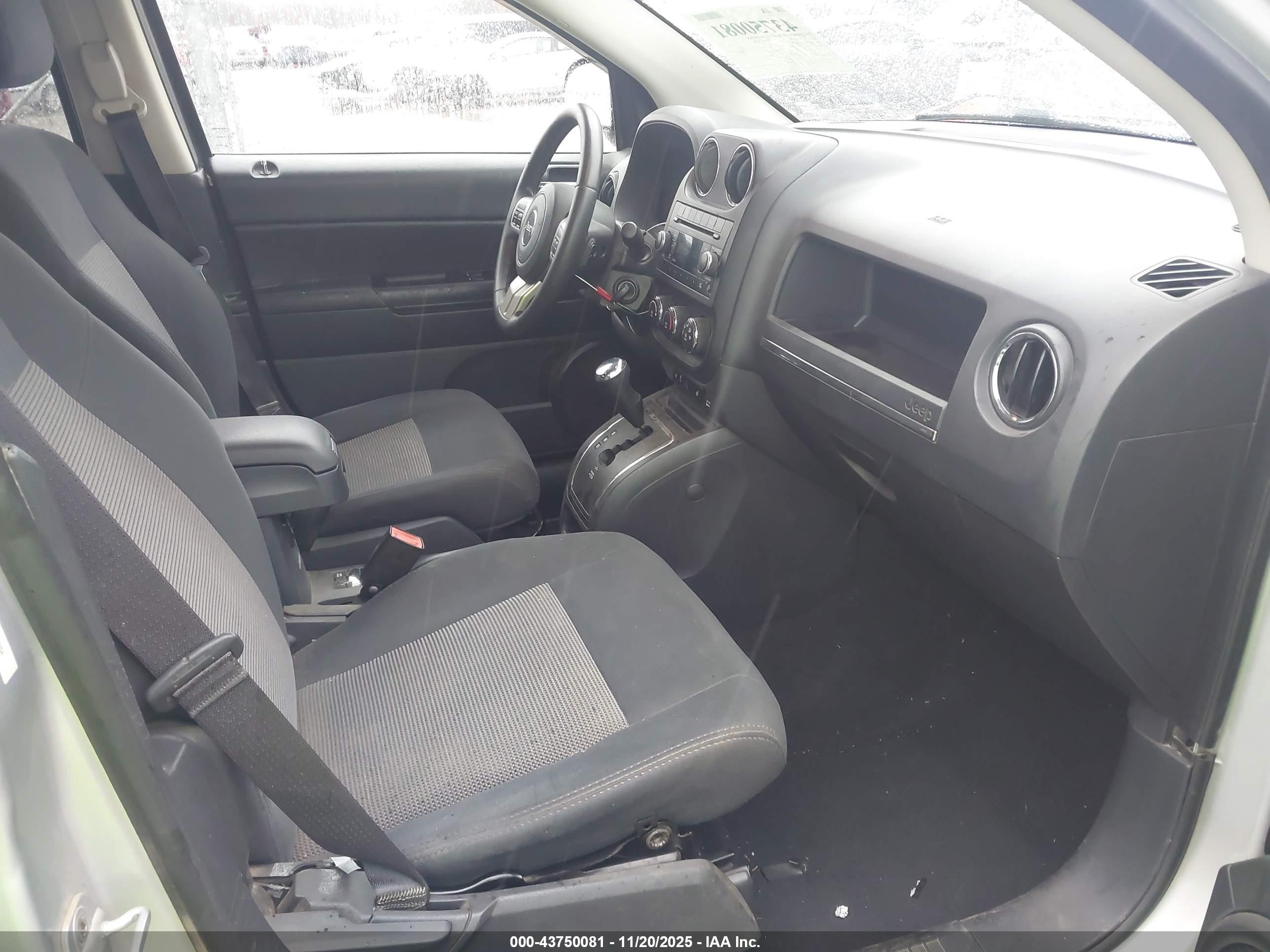 JEEP COMPASS image 5