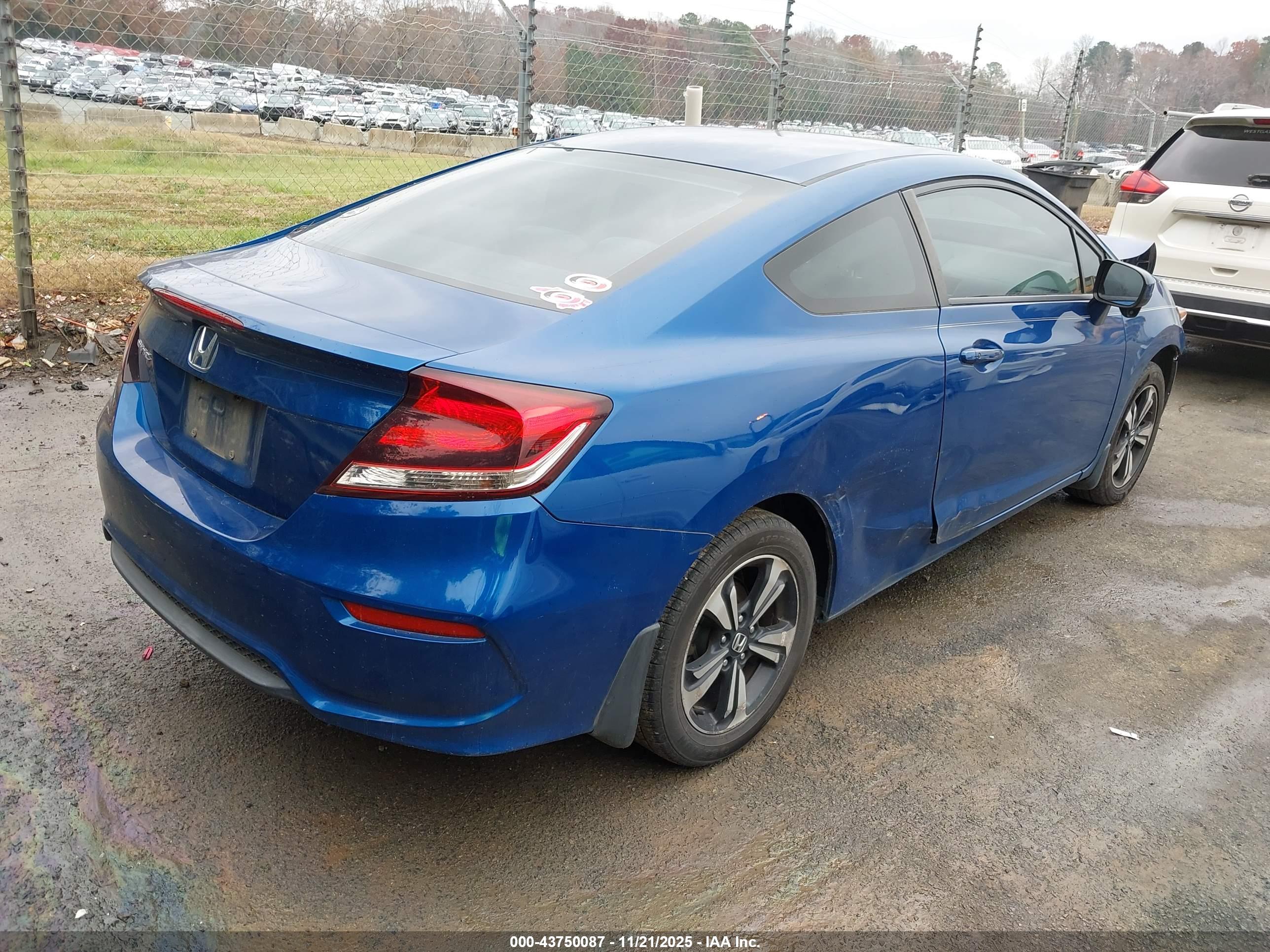 HONDA CIVIC image 4