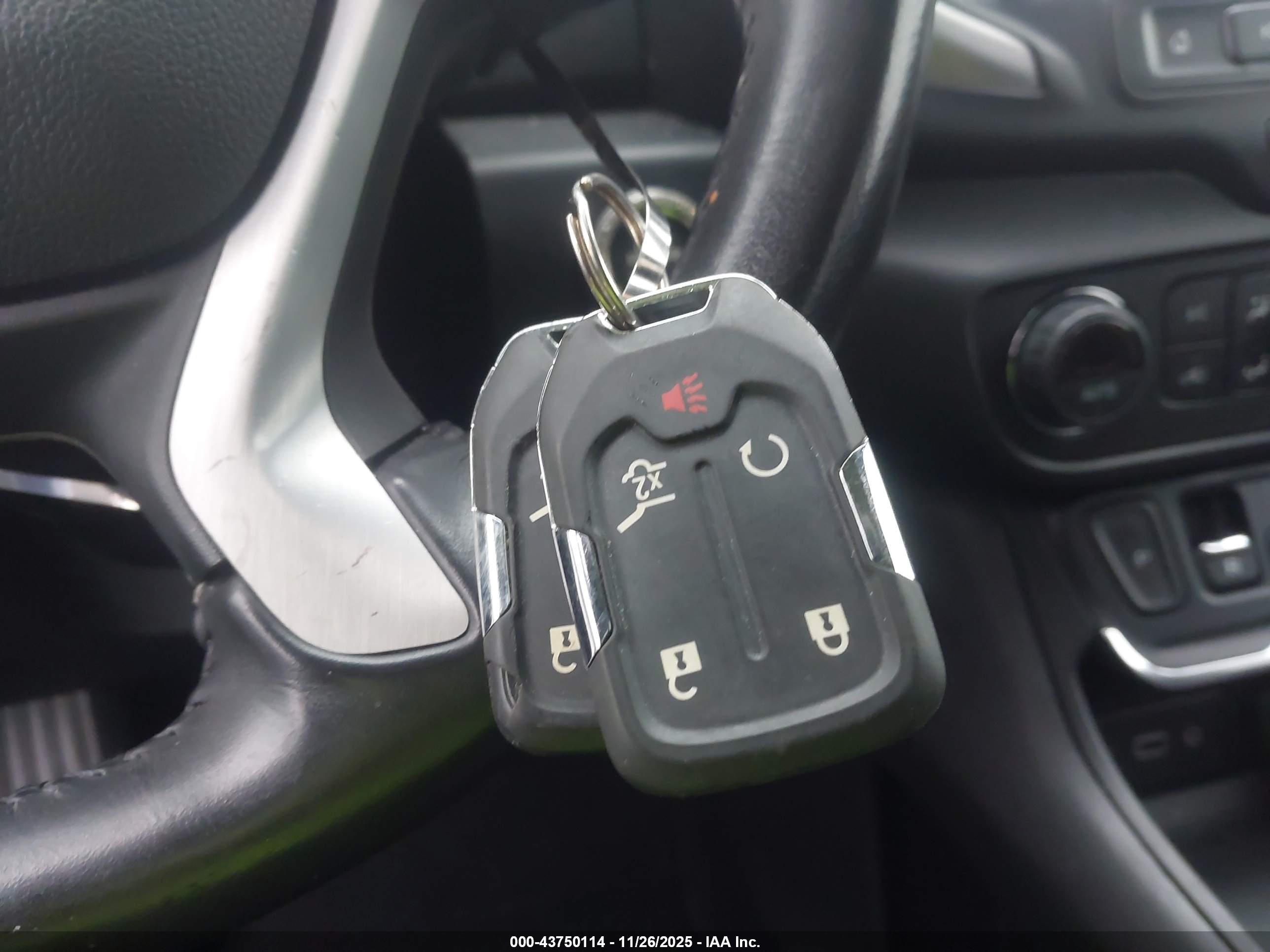 GMC TERRAIN image 11