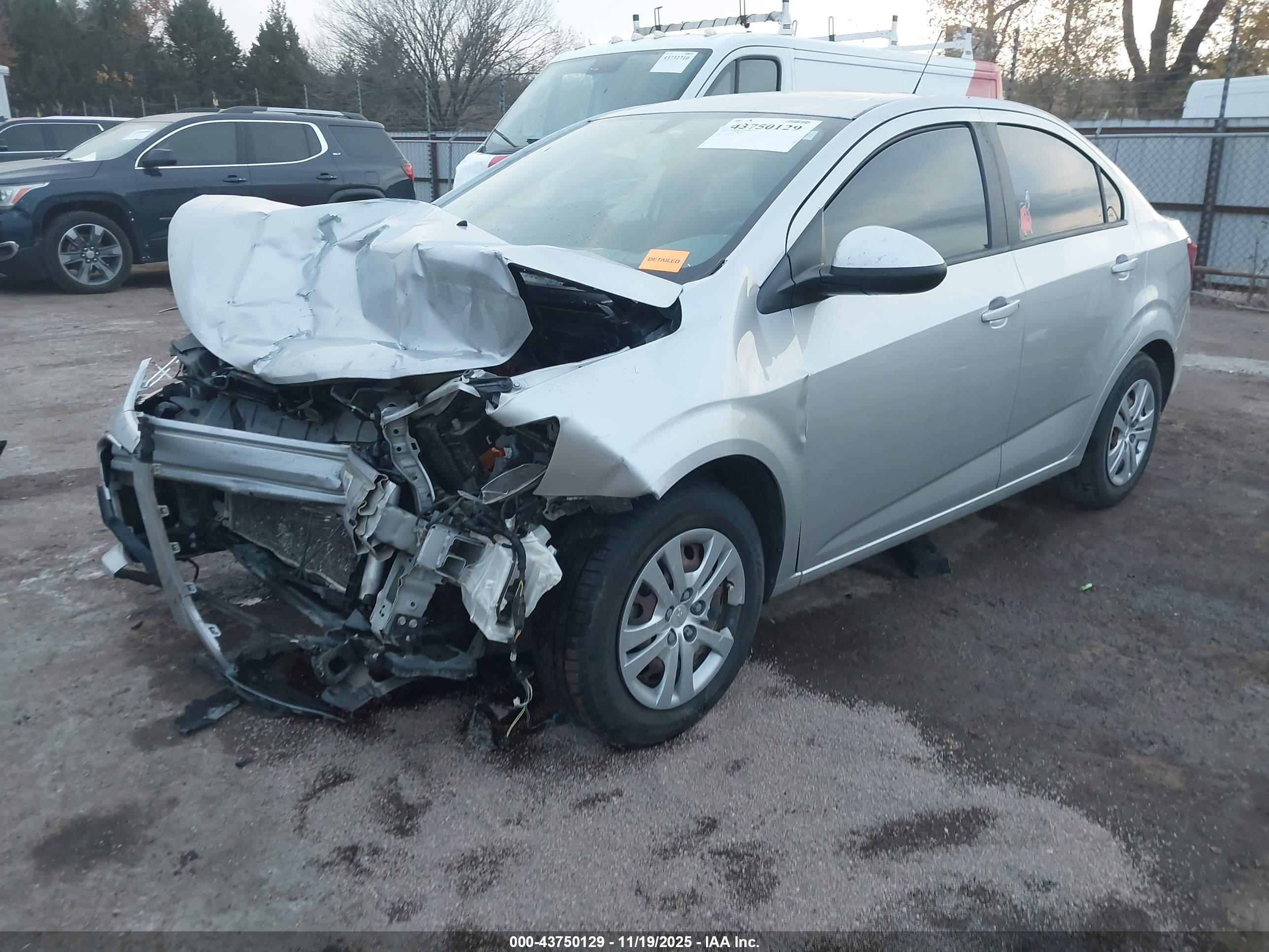CHEVROLET SONIC image 2