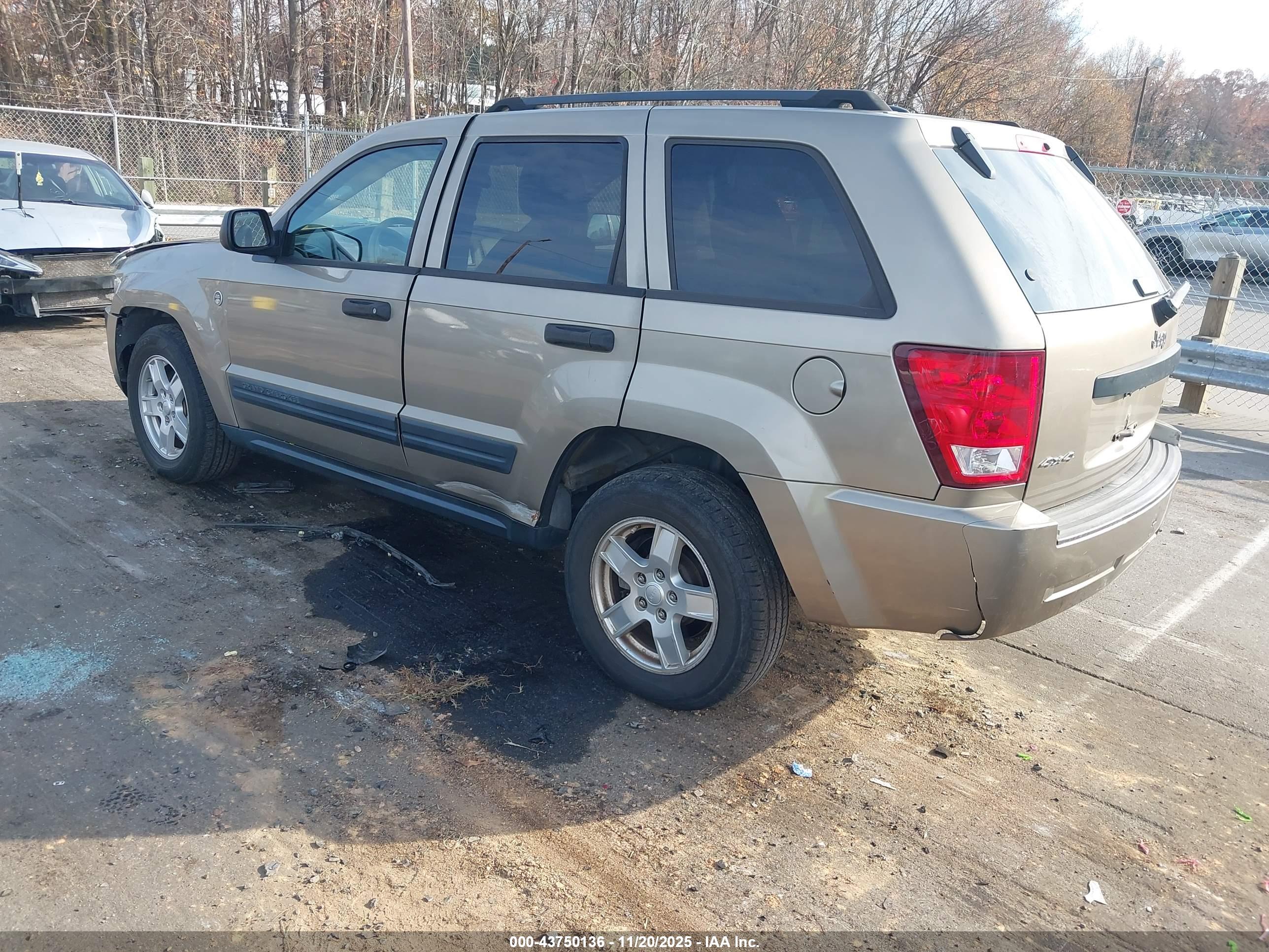 JEEP GRAND image 3