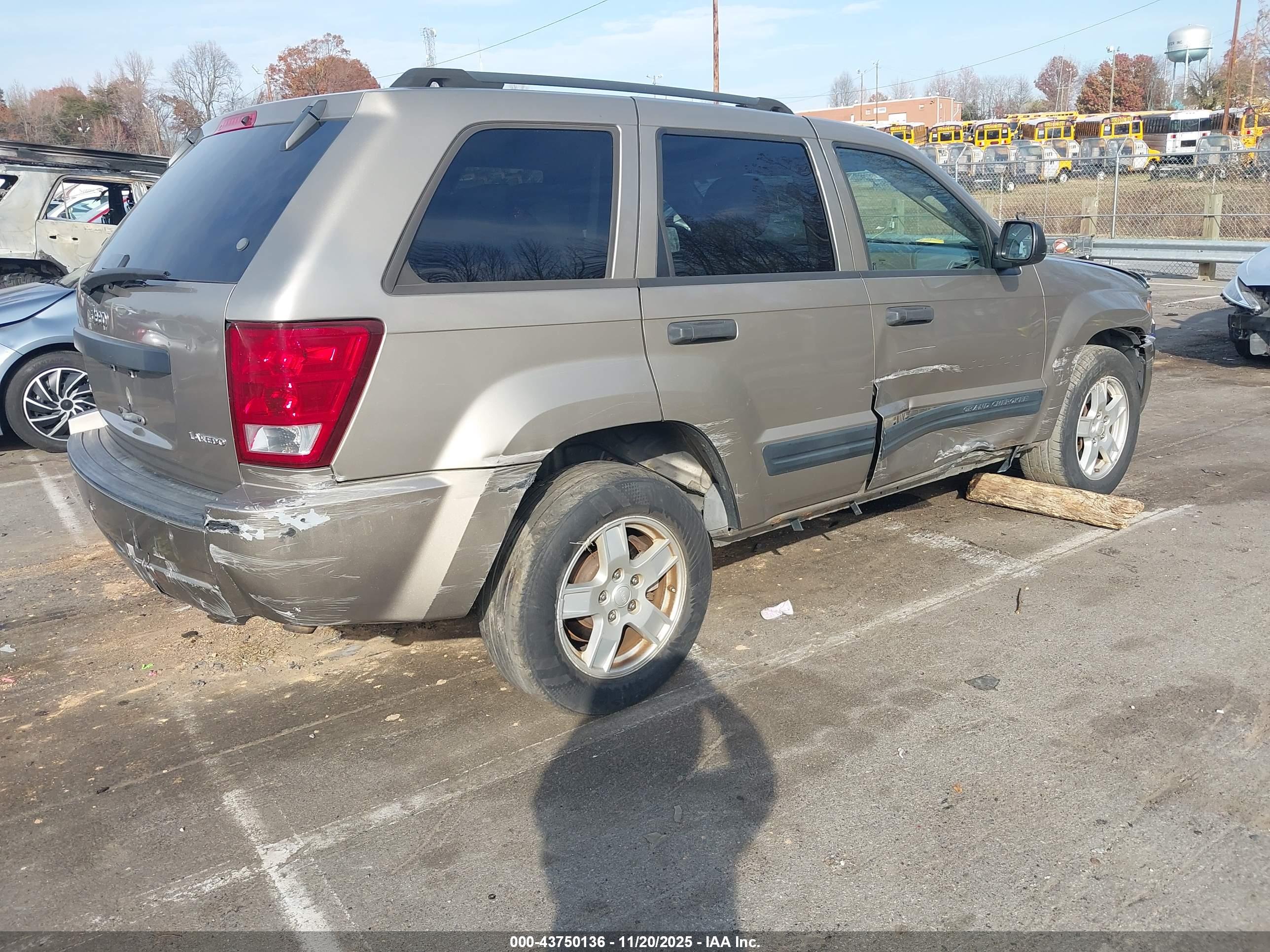 JEEP GRAND image 4