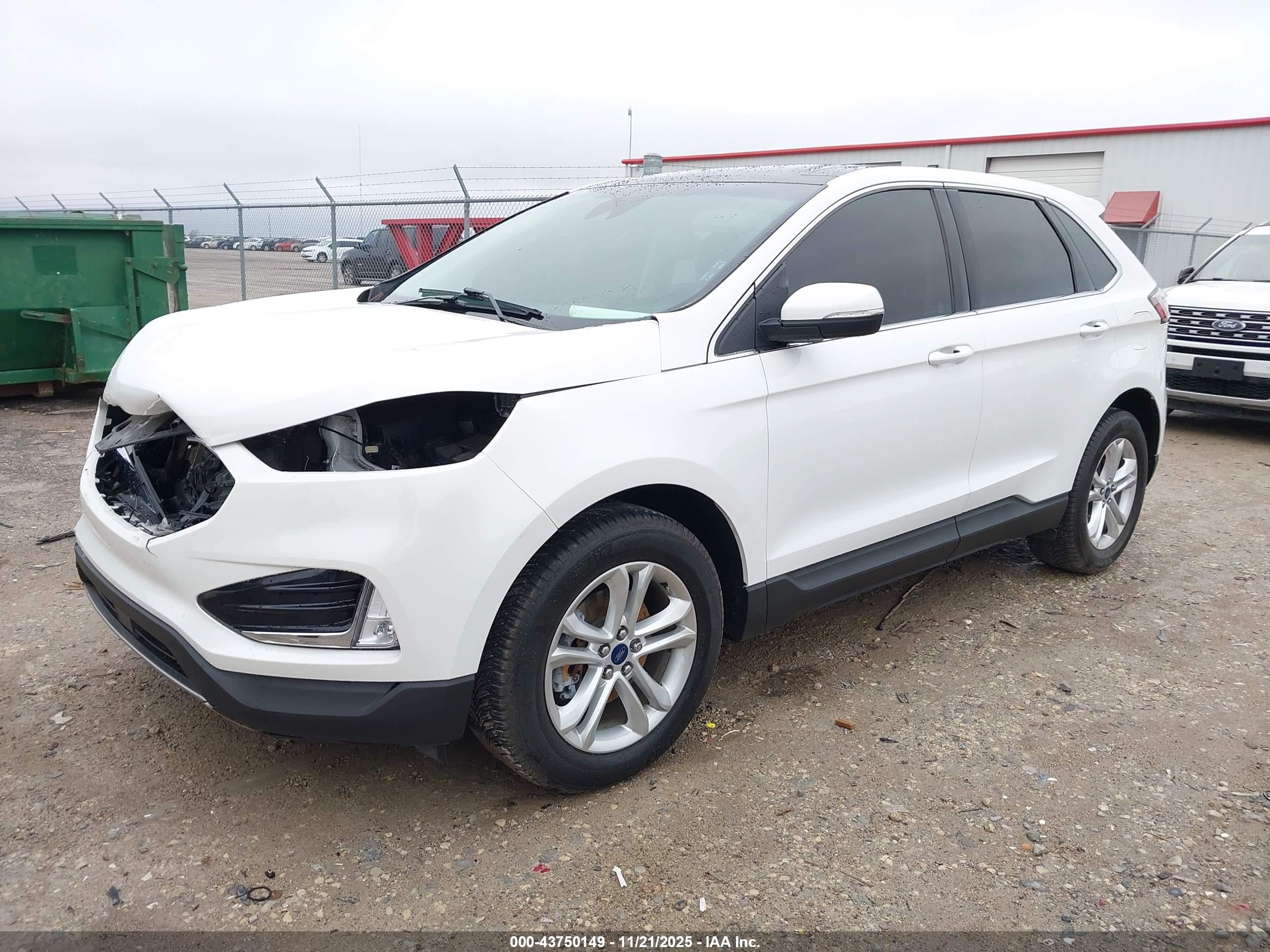 FORD EDGE image 2