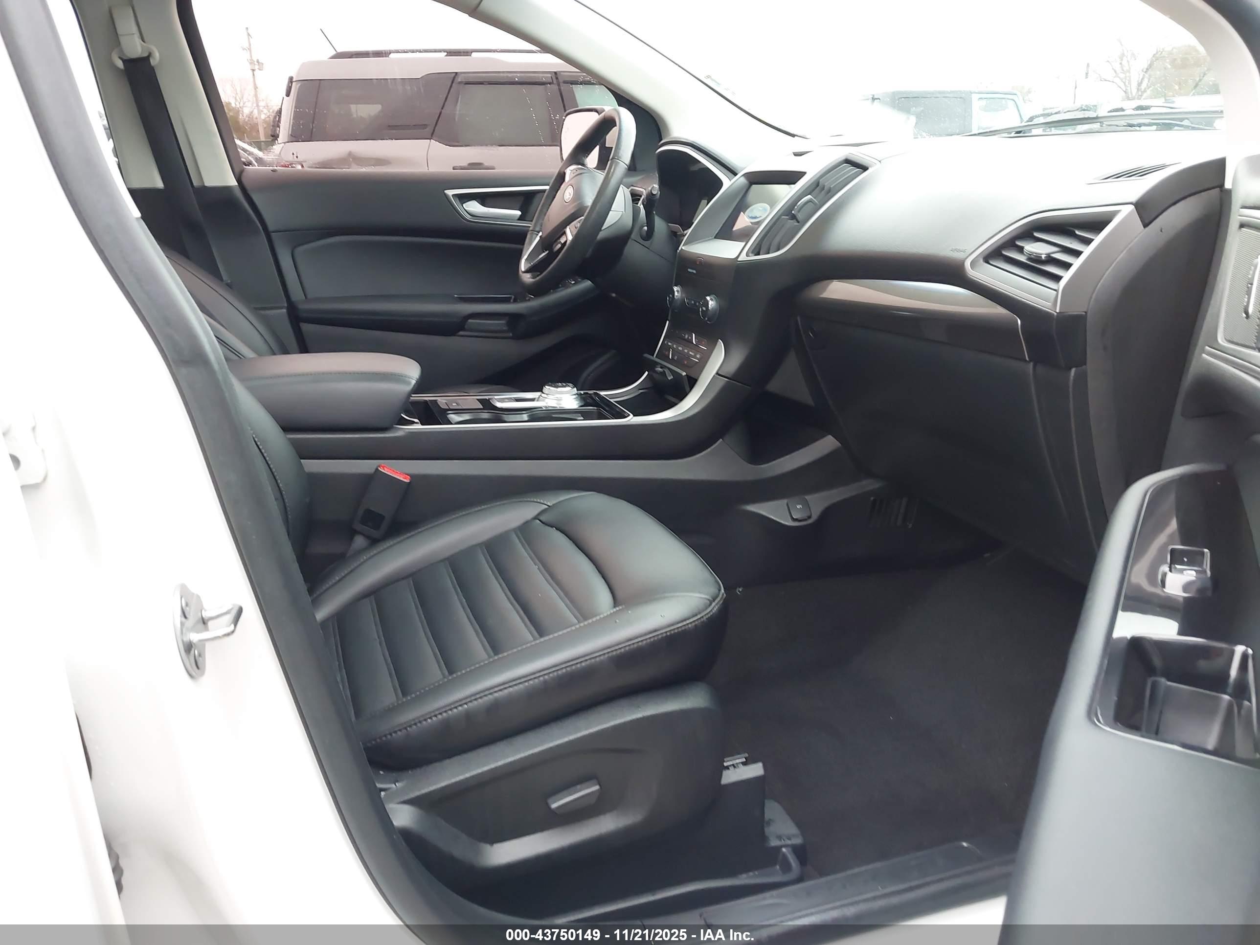 FORD EDGE image 5