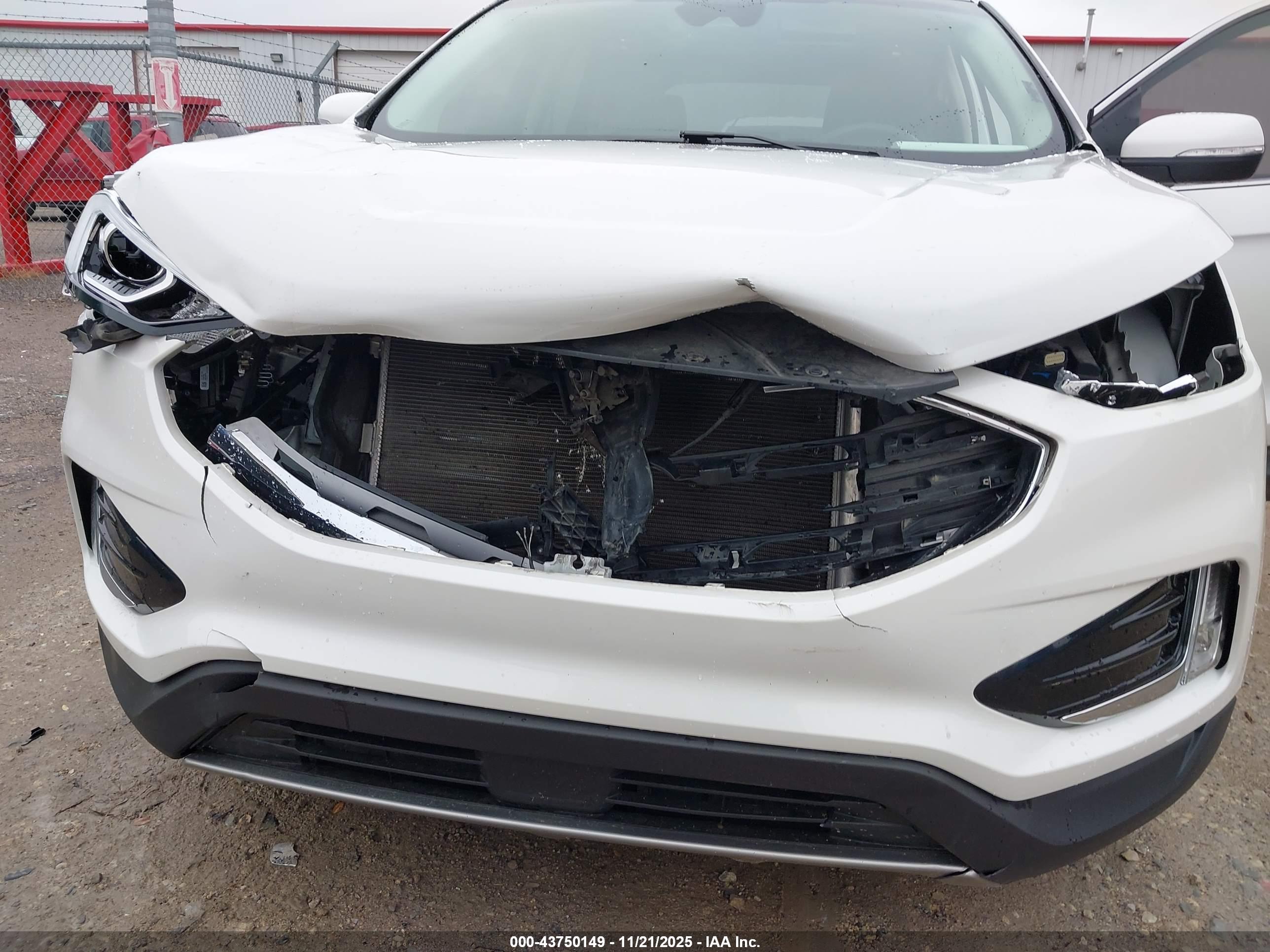 FORD EDGE image 6