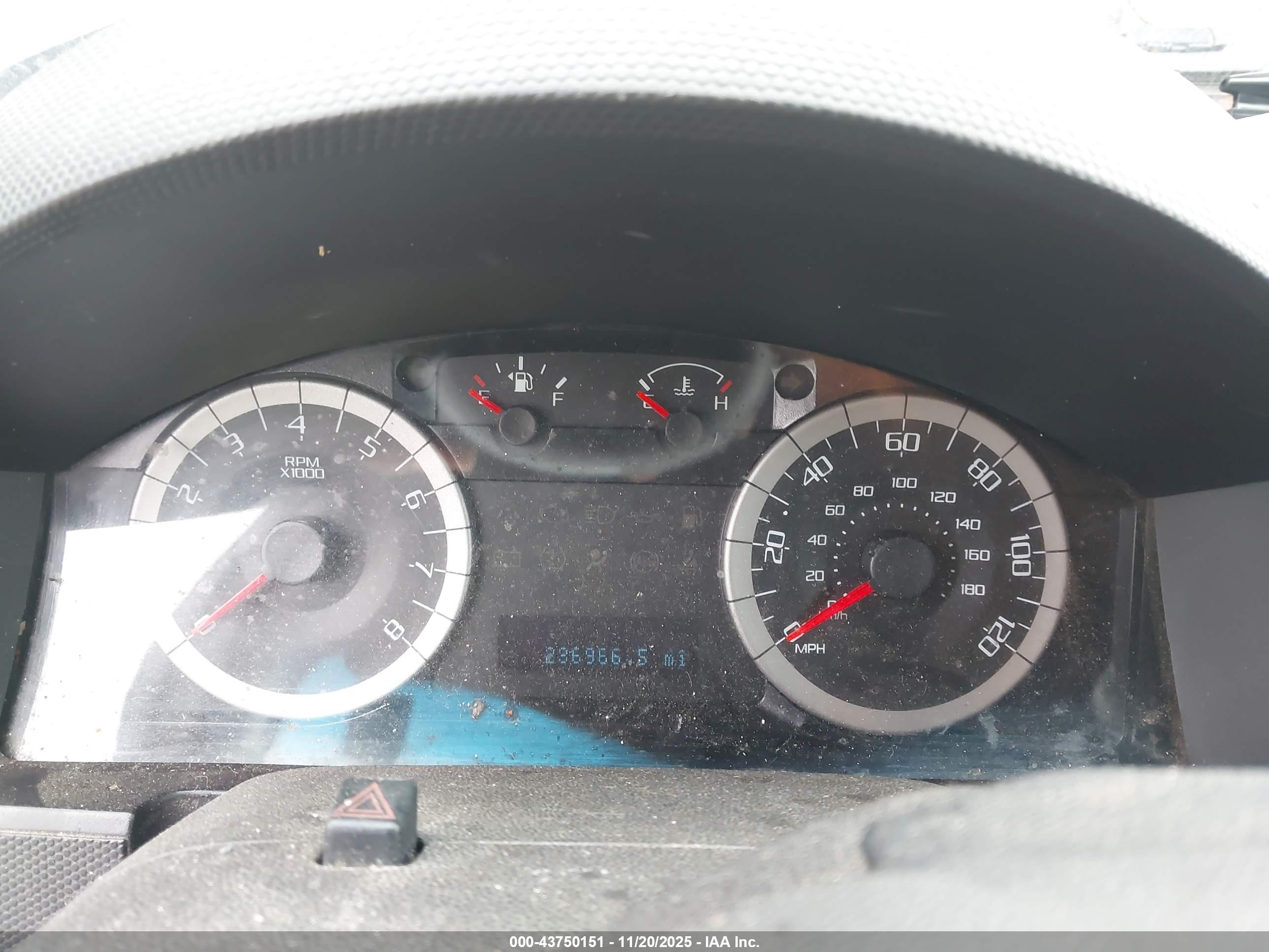 FORD ESCAPE image 7