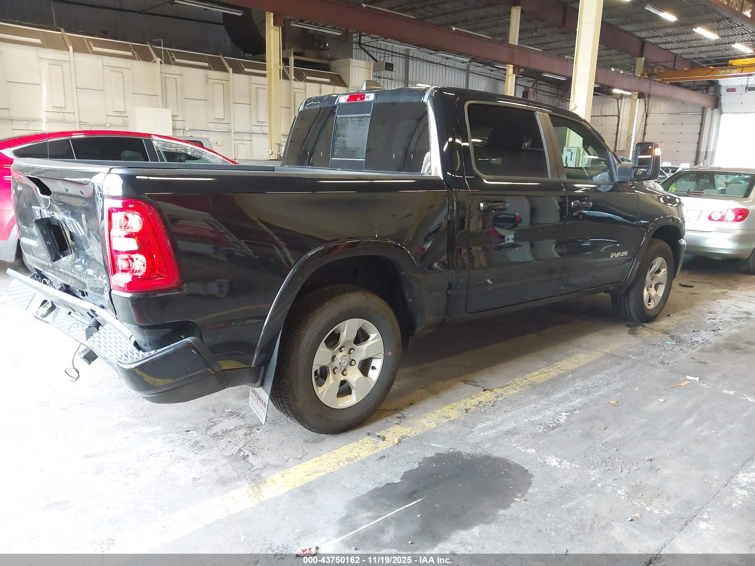 RAM 1500 image 4