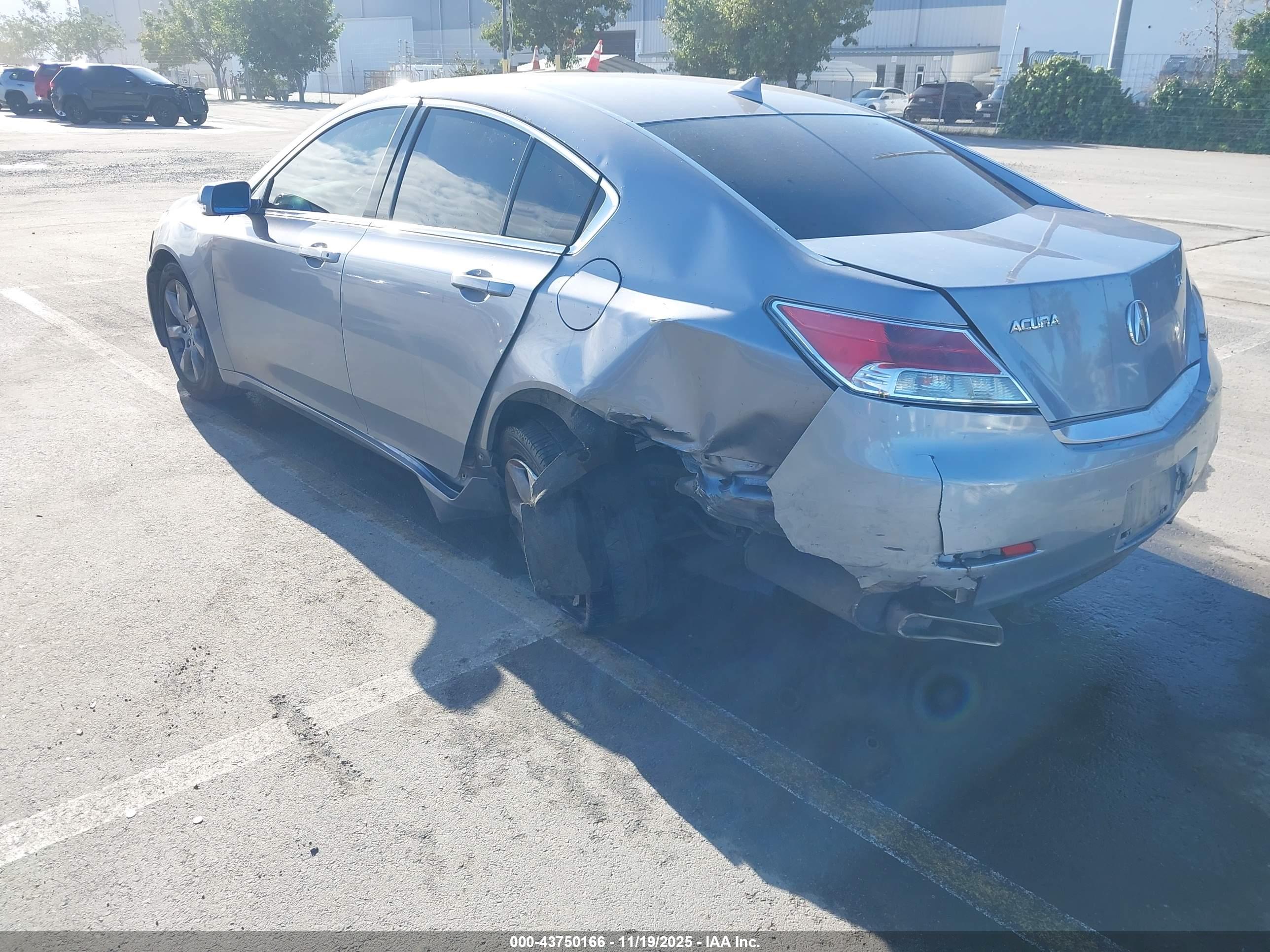 ACURA TL image 3