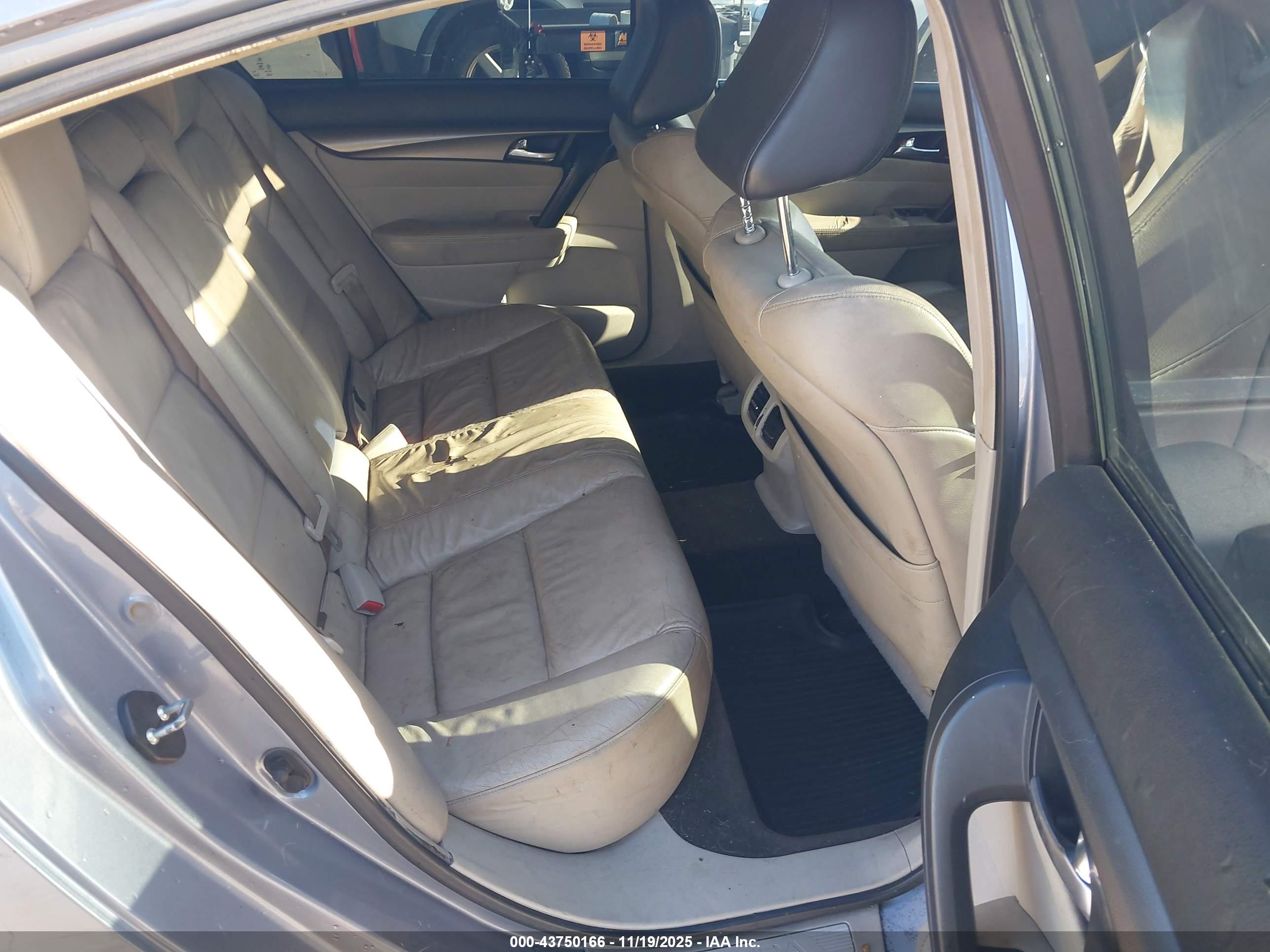 ACURA TL image 8