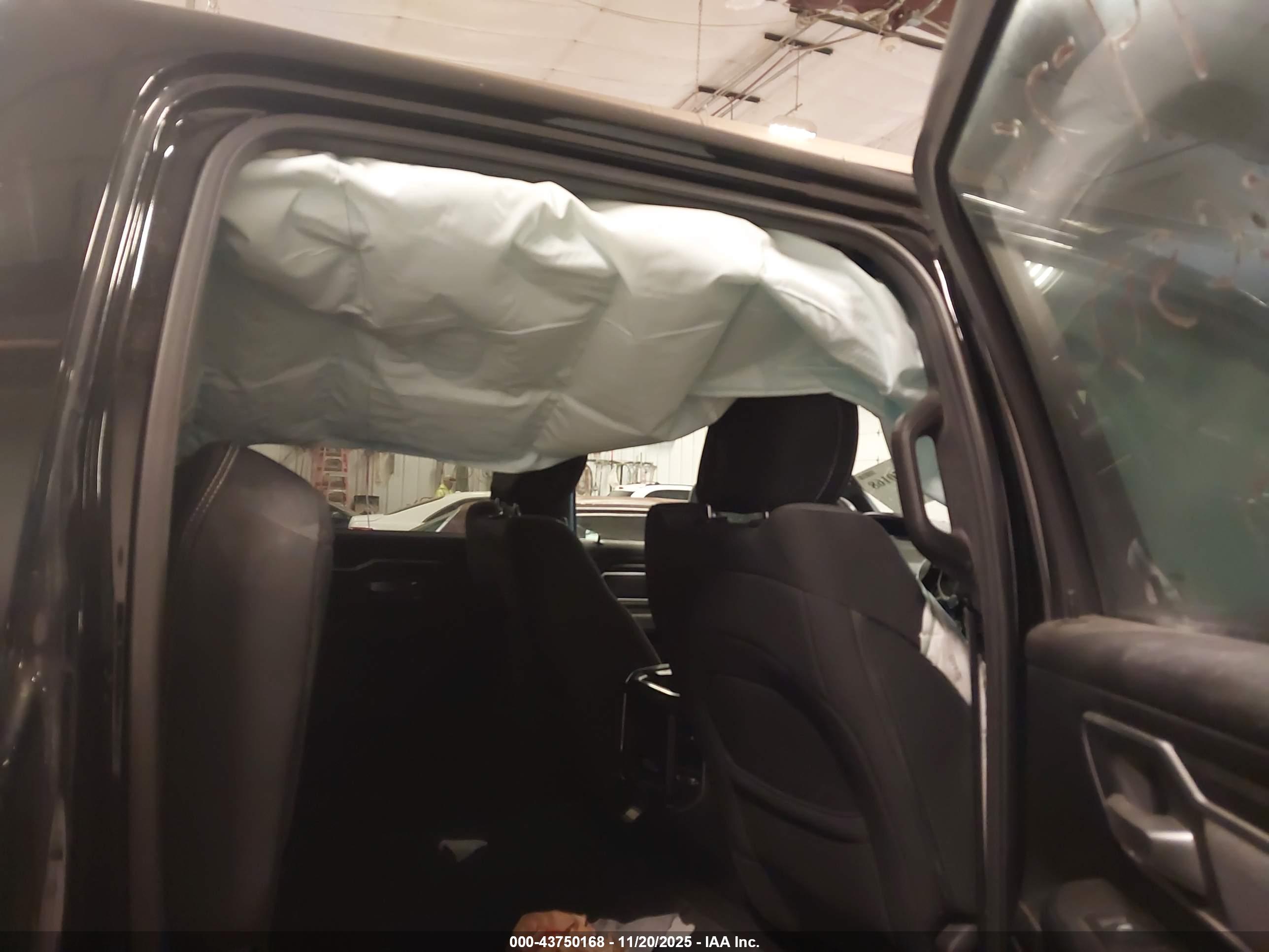 RAM 1500 image 8