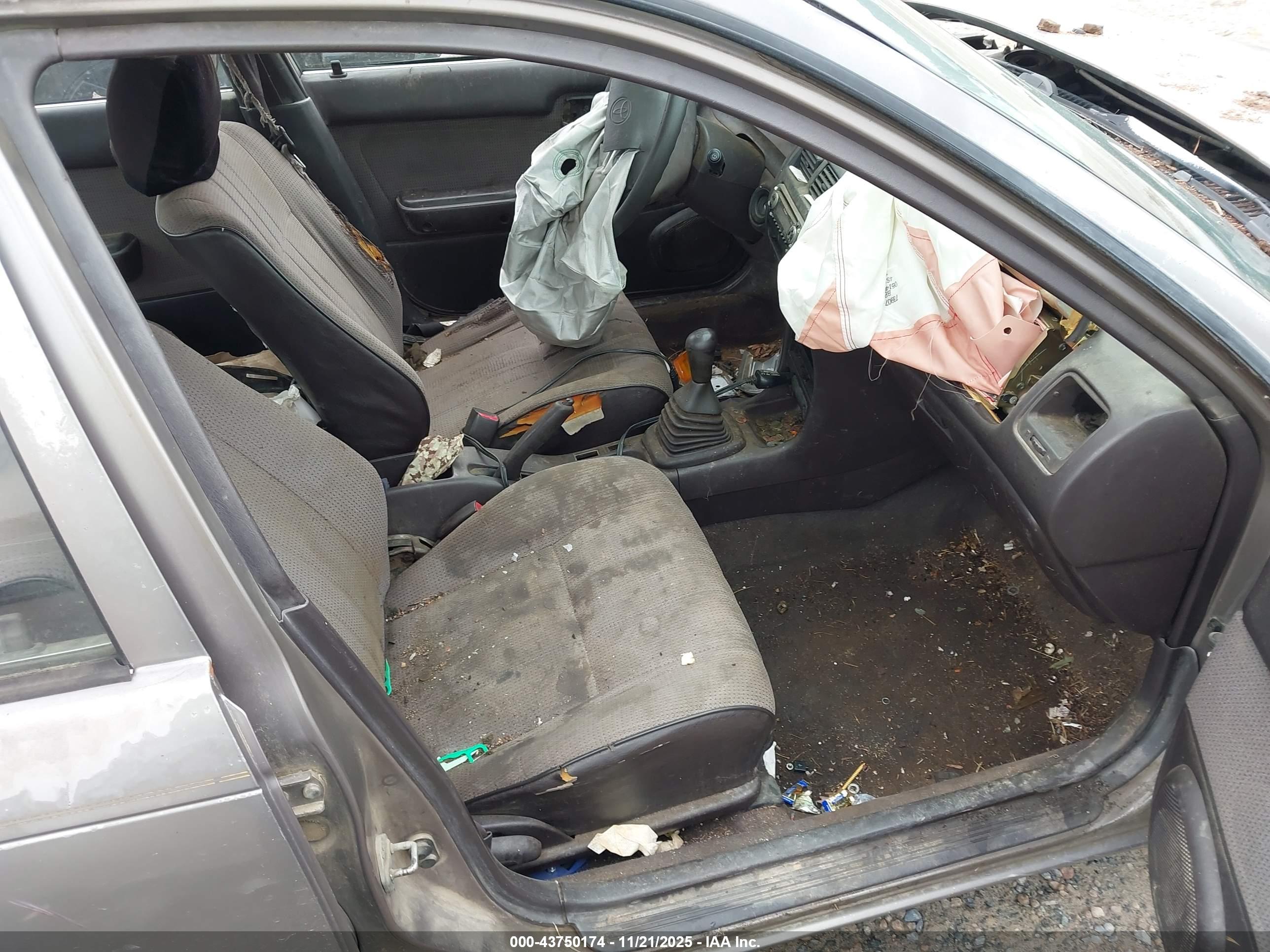 TOYOTA COROLLA image 5