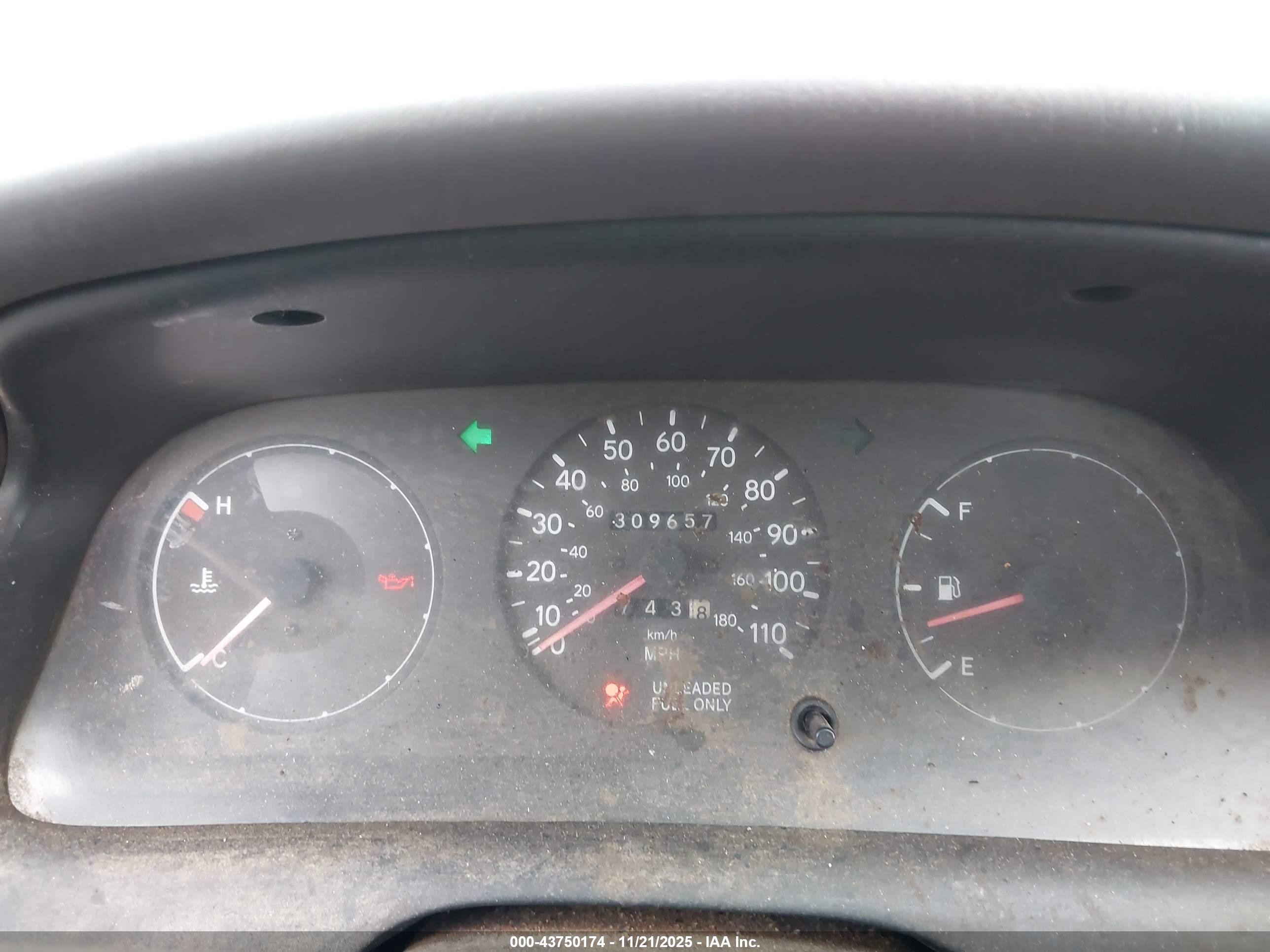 TOYOTA COROLLA image 7