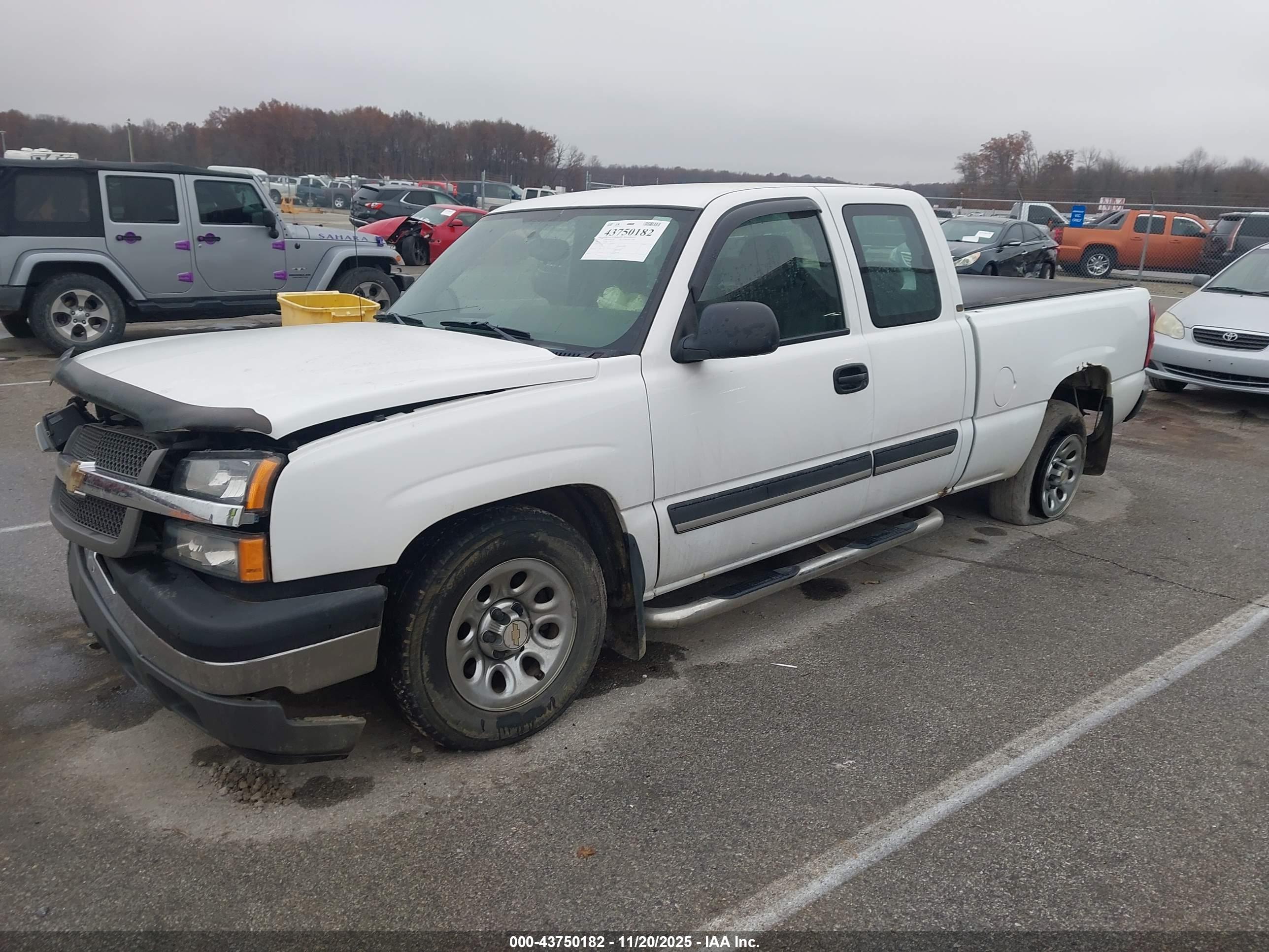 CHEVROLET SILVERADO image 2