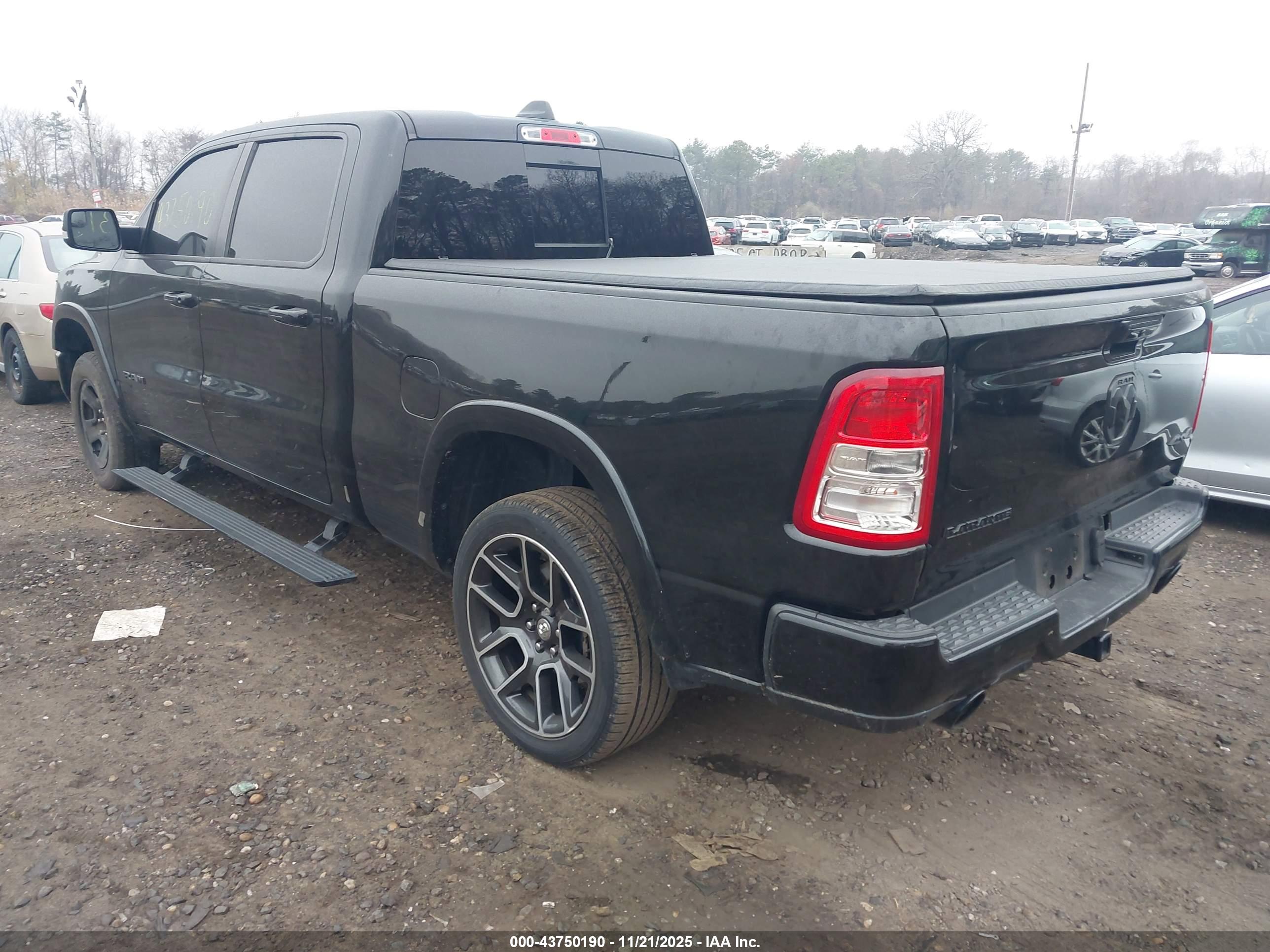 RAM 1500 image 3
