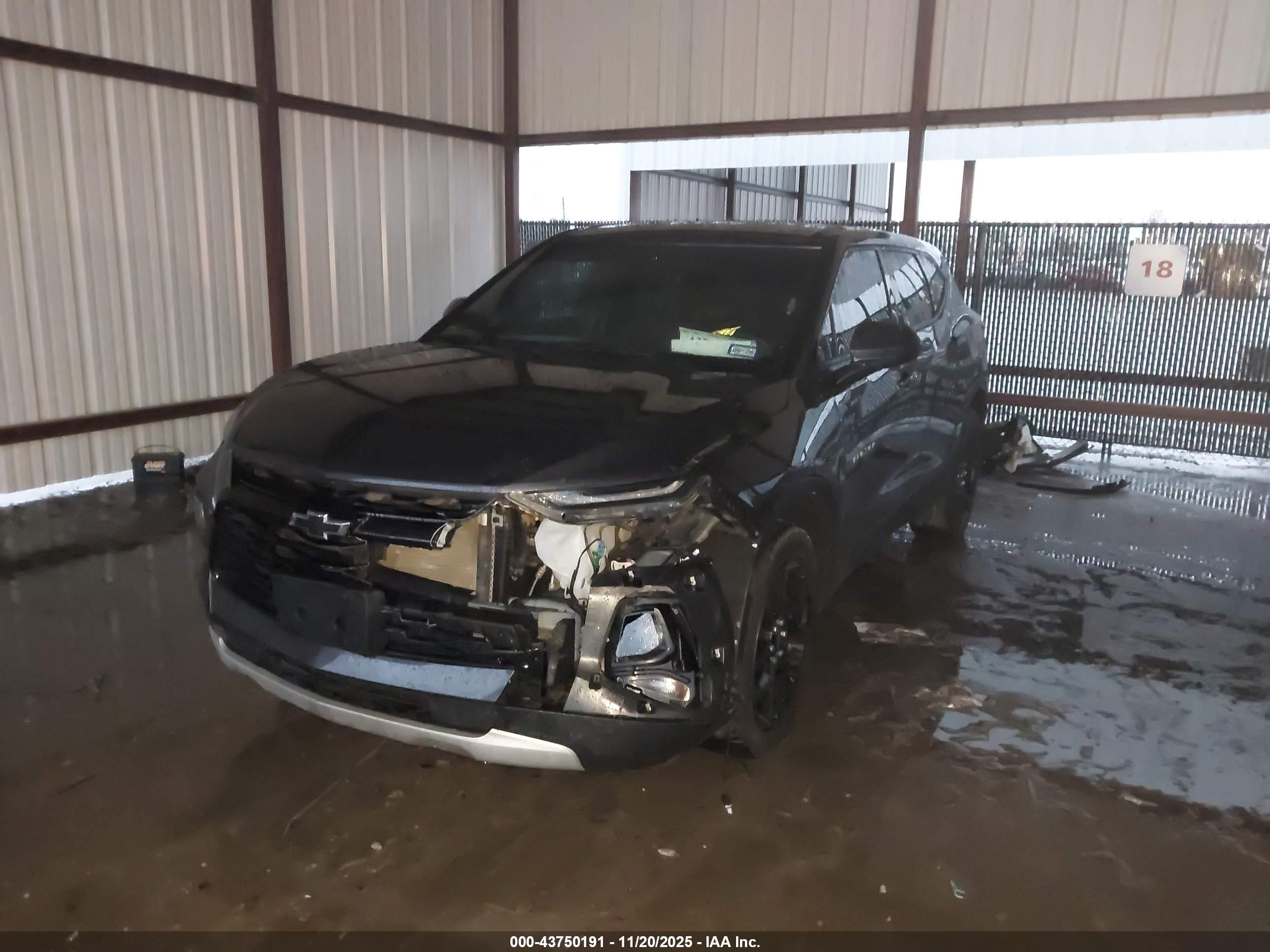 CHEVROLET BLAZER image 2