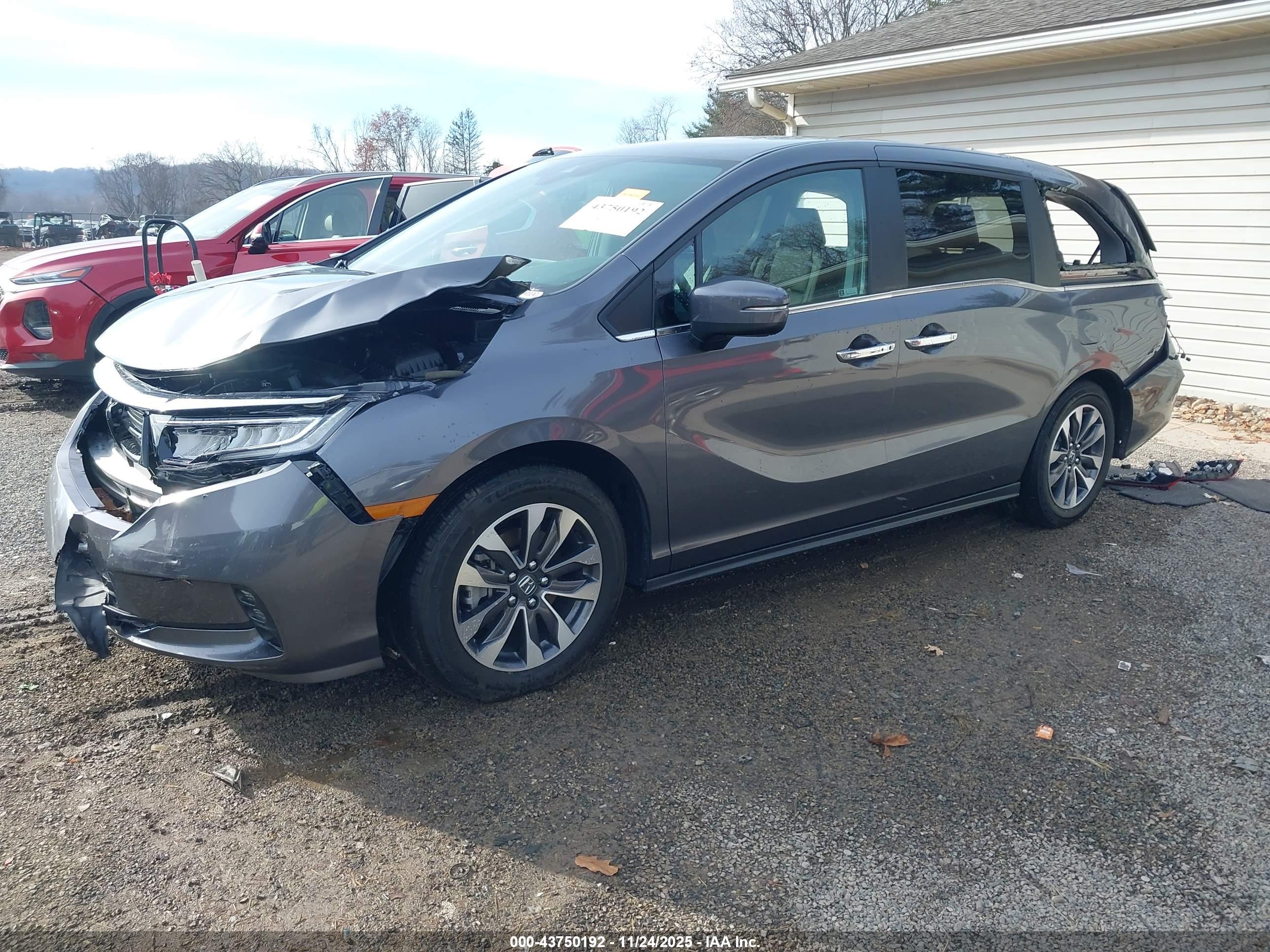 HONDA ODYSSEY image 2