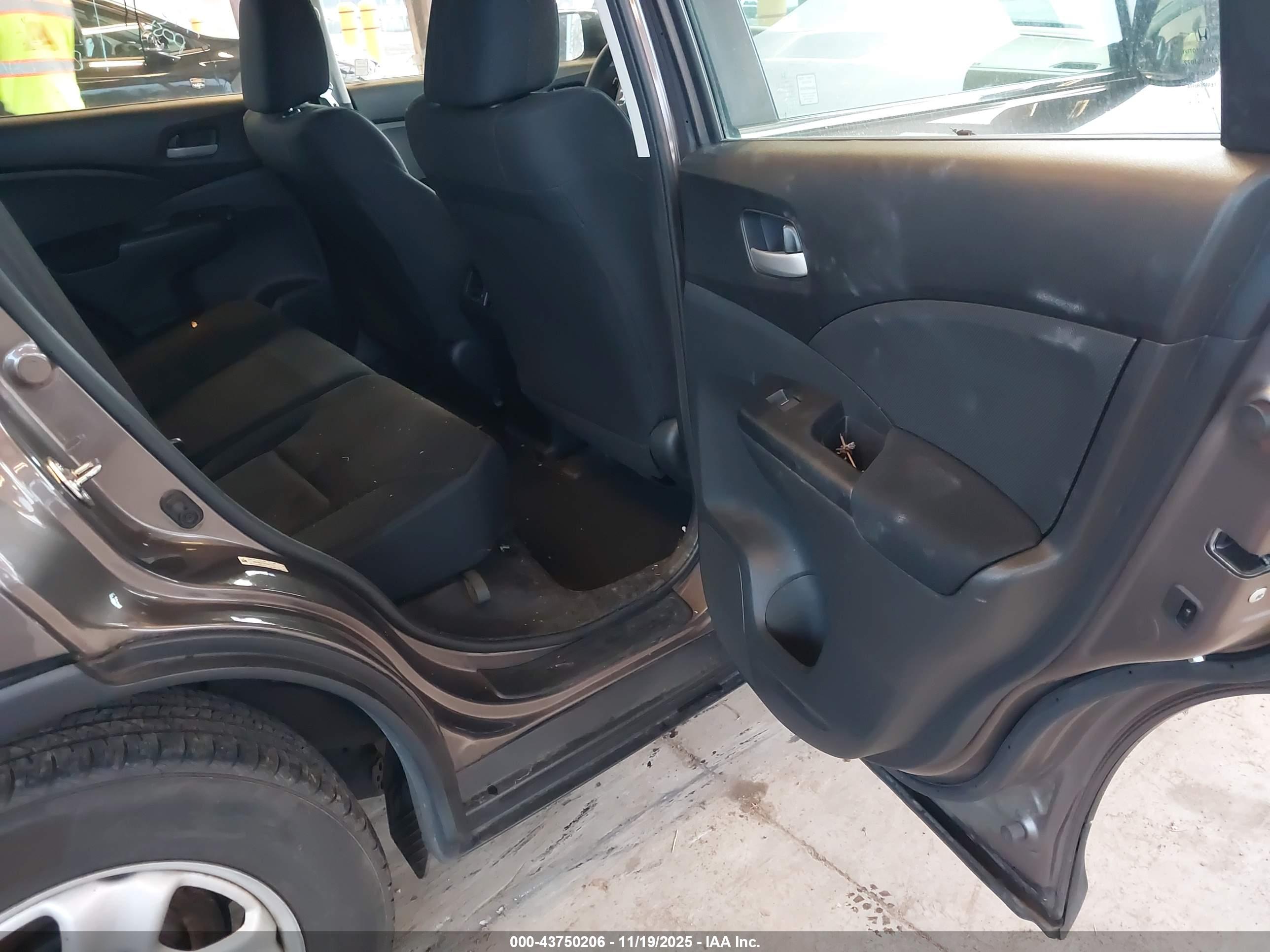 HONDA CR-V image 8