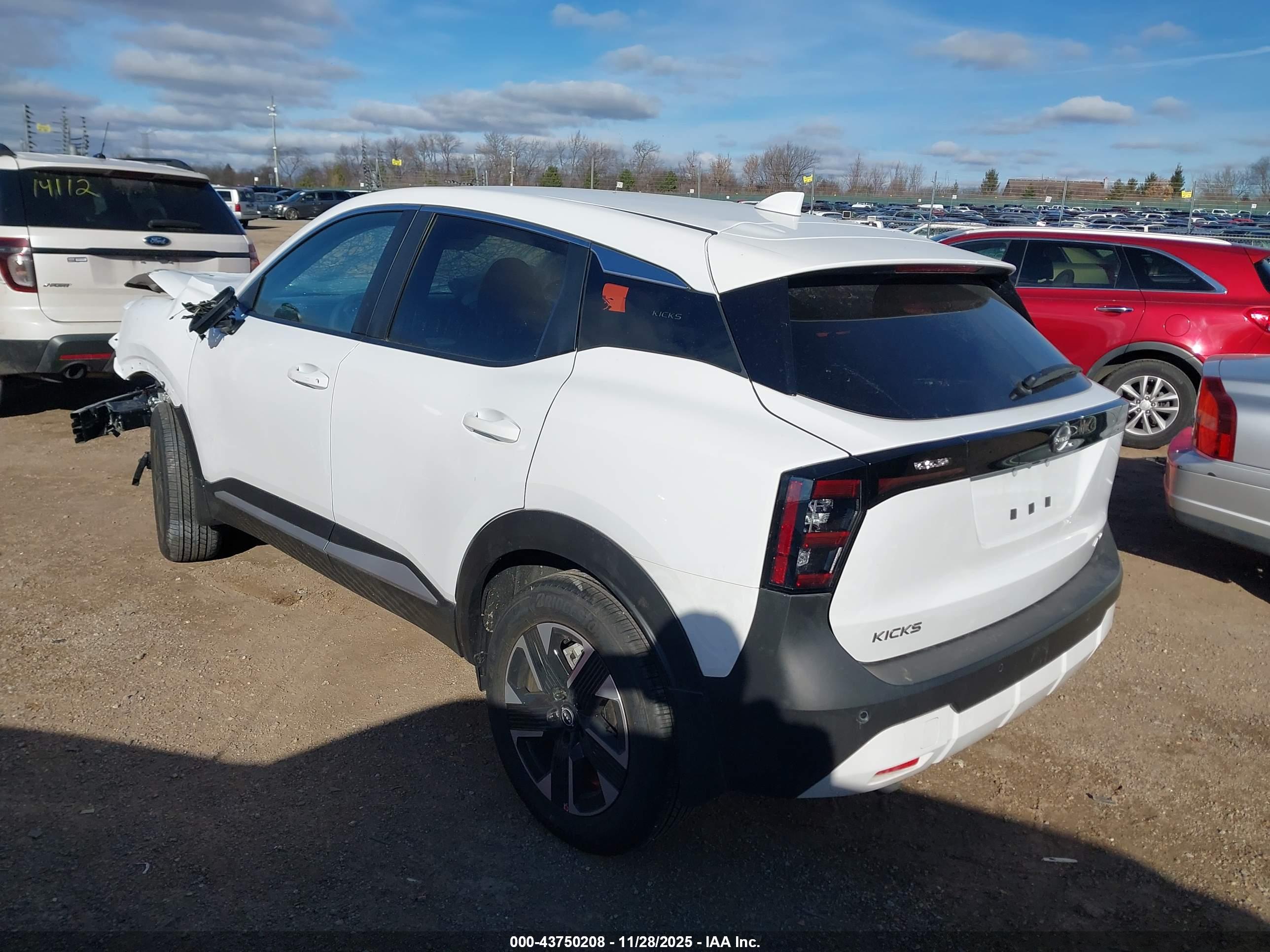 NISSAN KICKS image 3