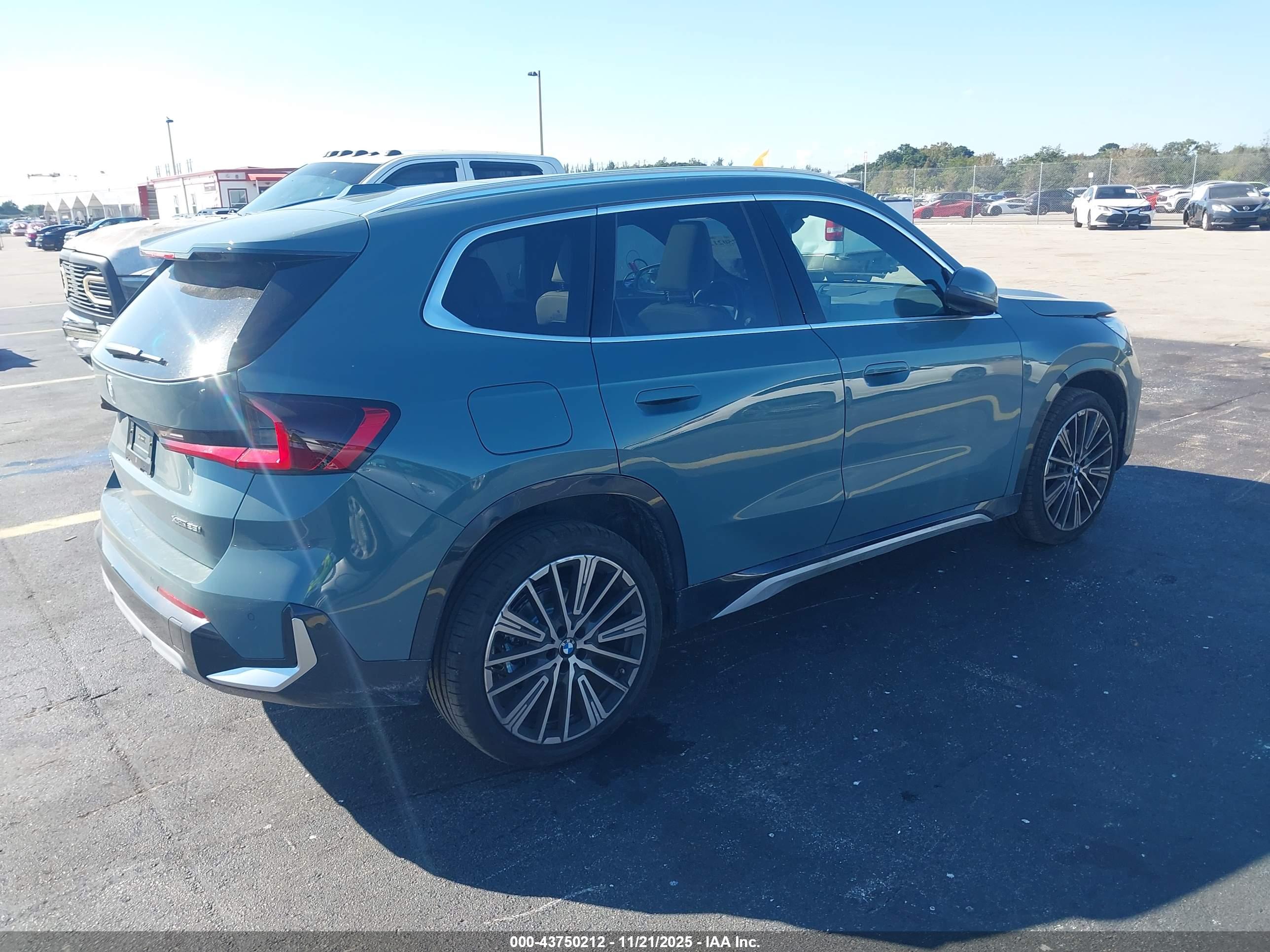 BMW X1 image 4