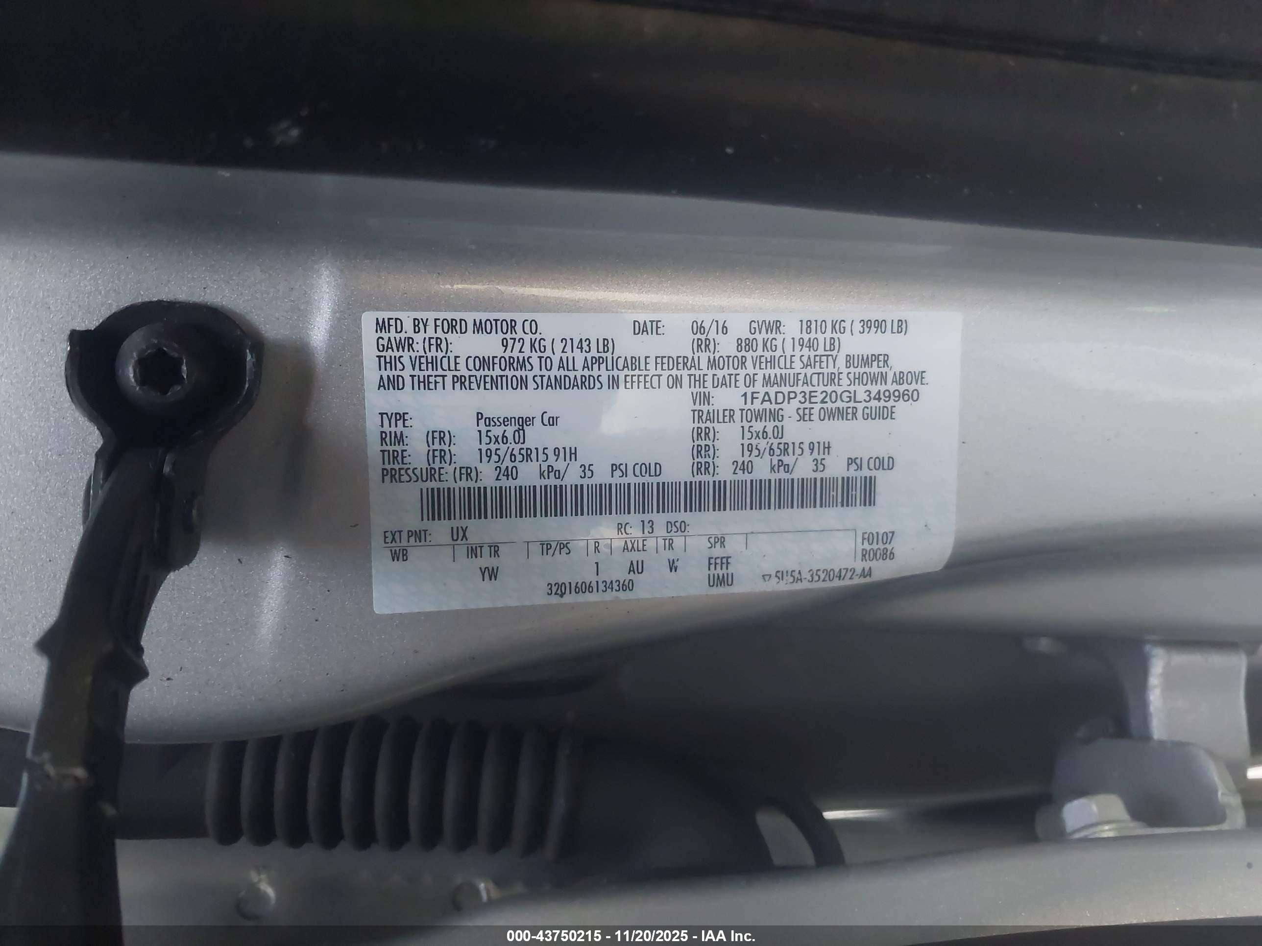 FORD FOCUS image 9
