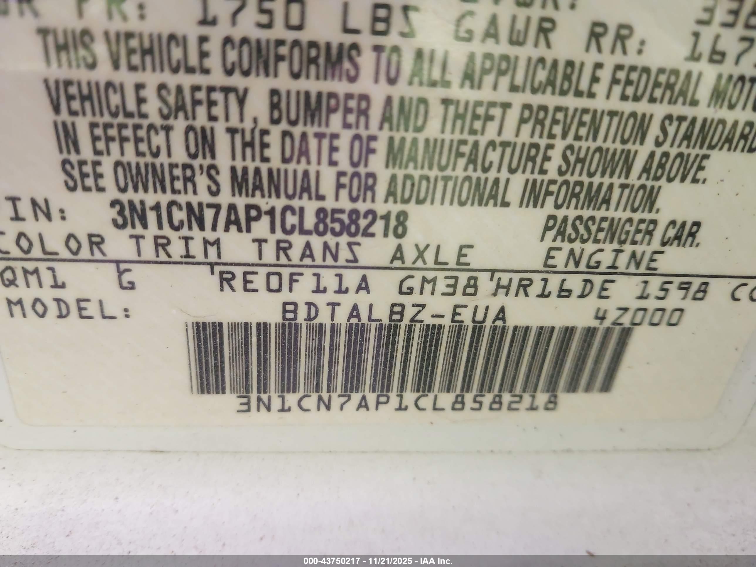 NISSAN VERSA image 9
