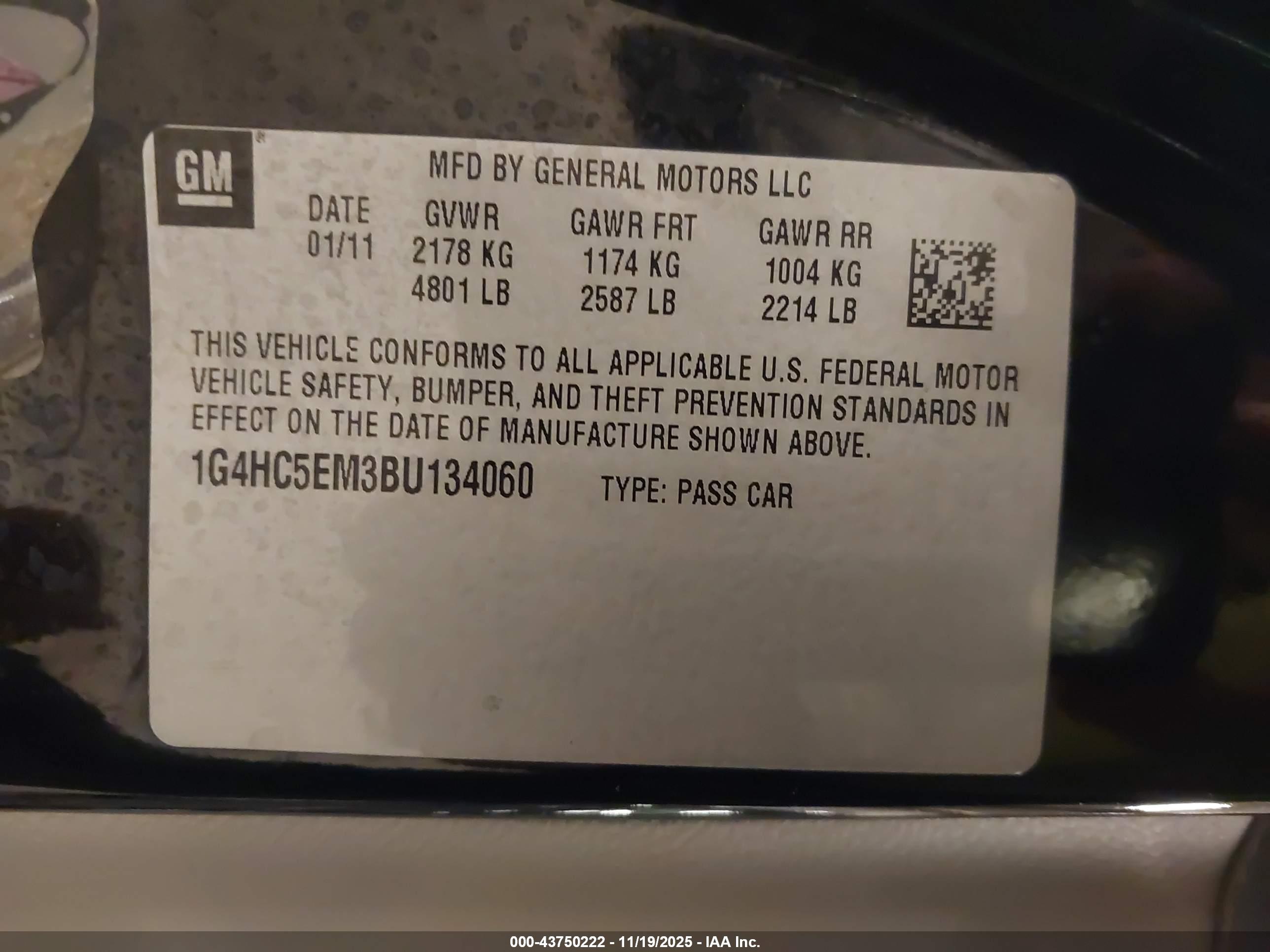 BUICK LUCERNE image 9