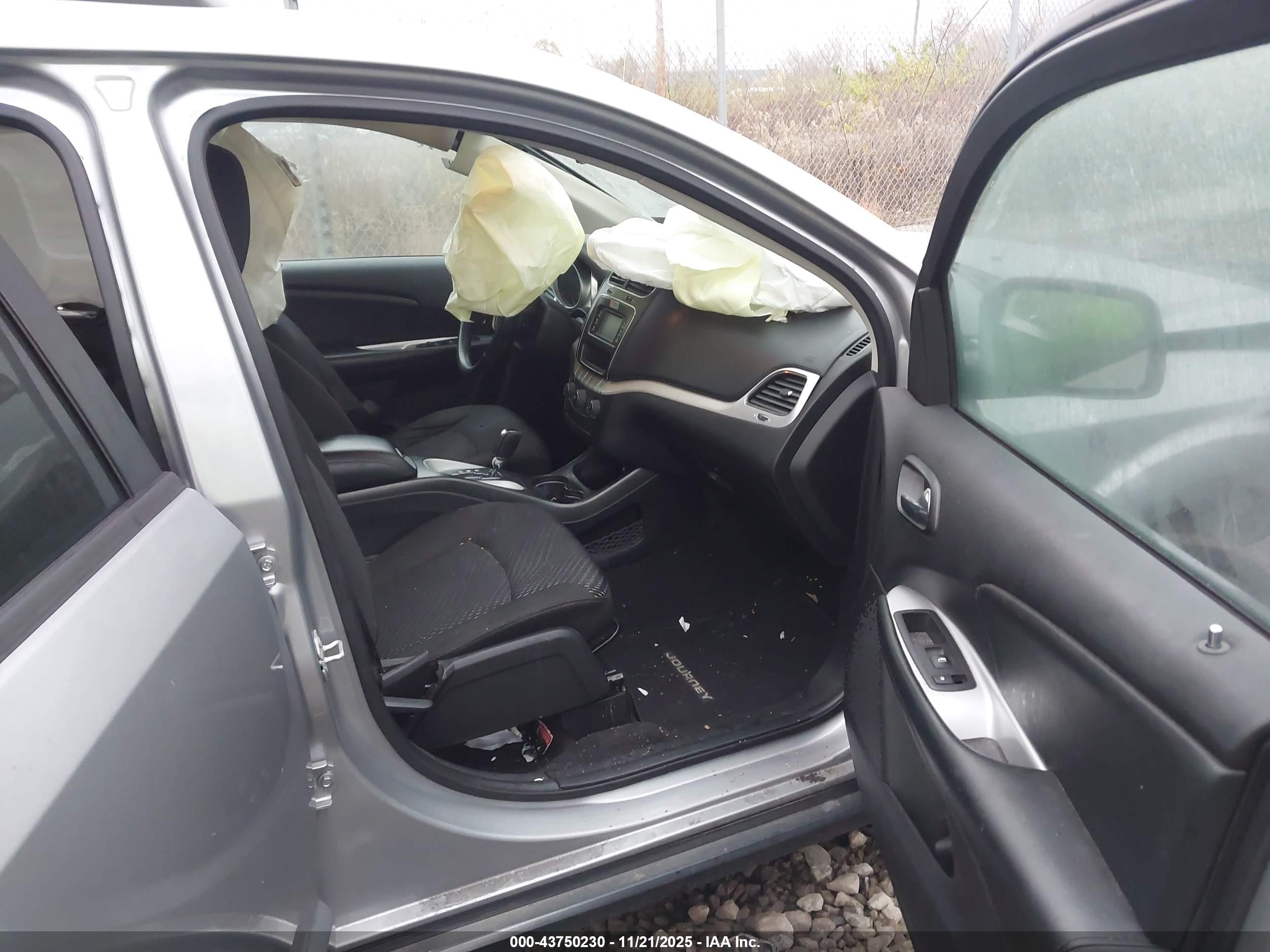 DODGE JOURNEY image 5