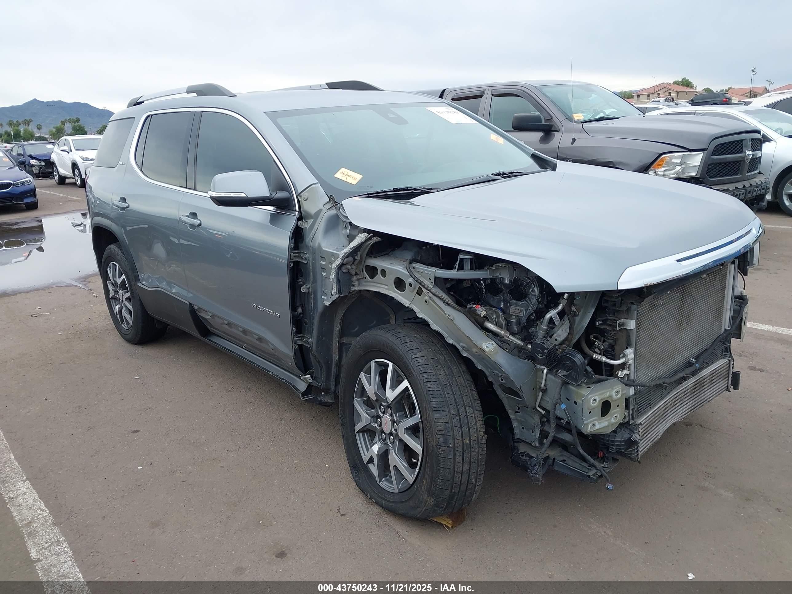 GMC ACADIA image 6