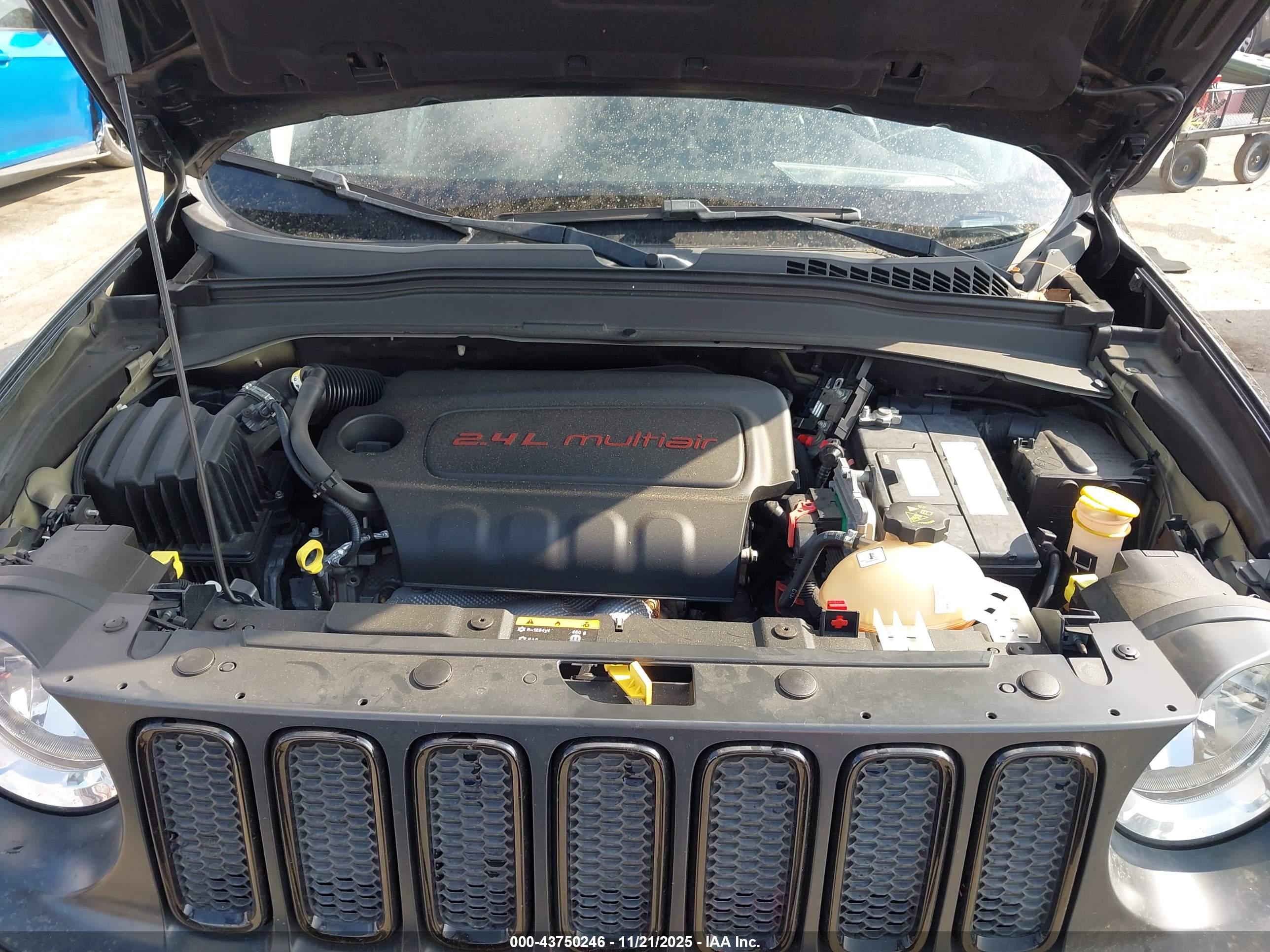 JEEP RENEGADE image 10