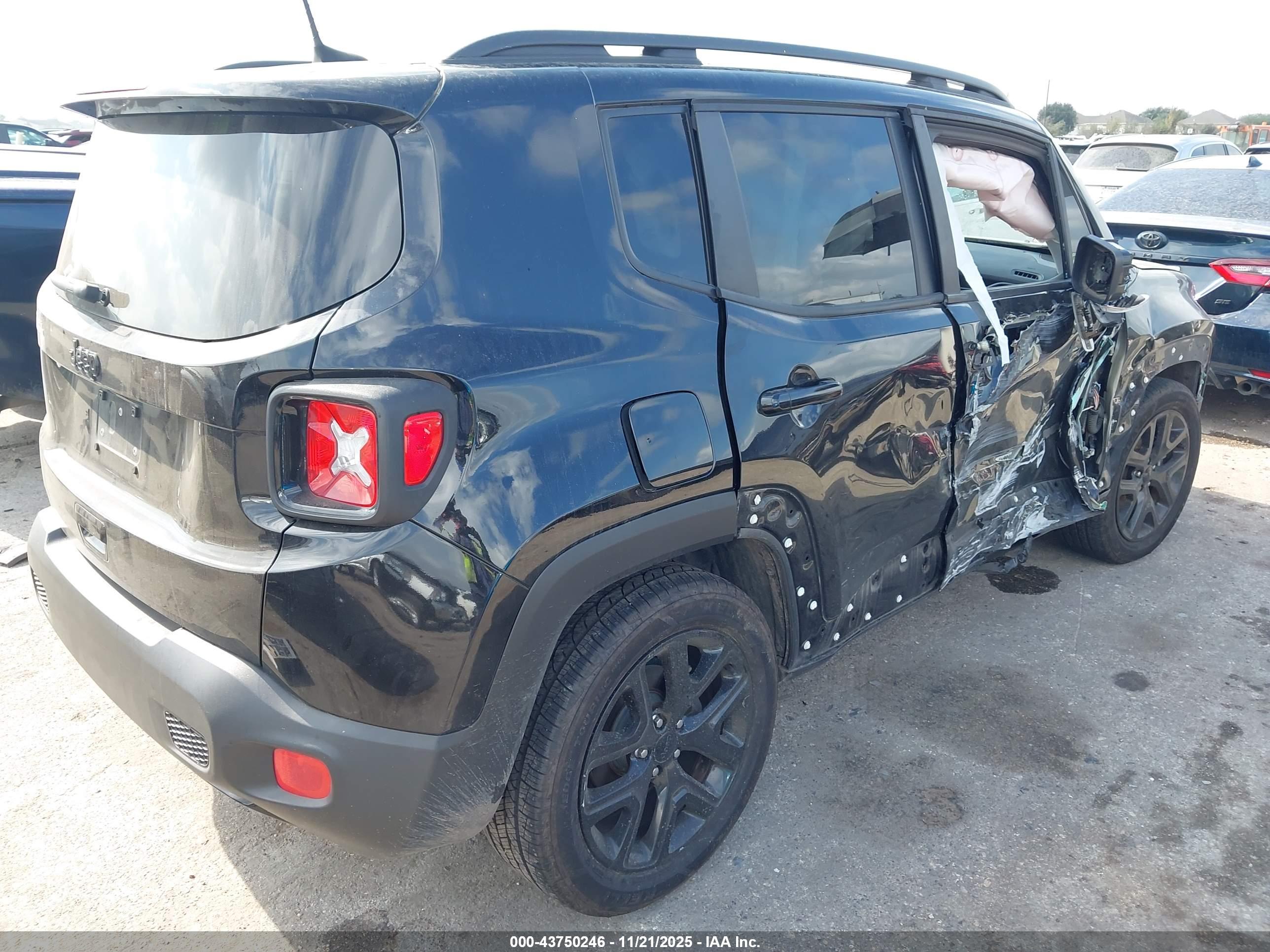 JEEP RENEGADE image 4