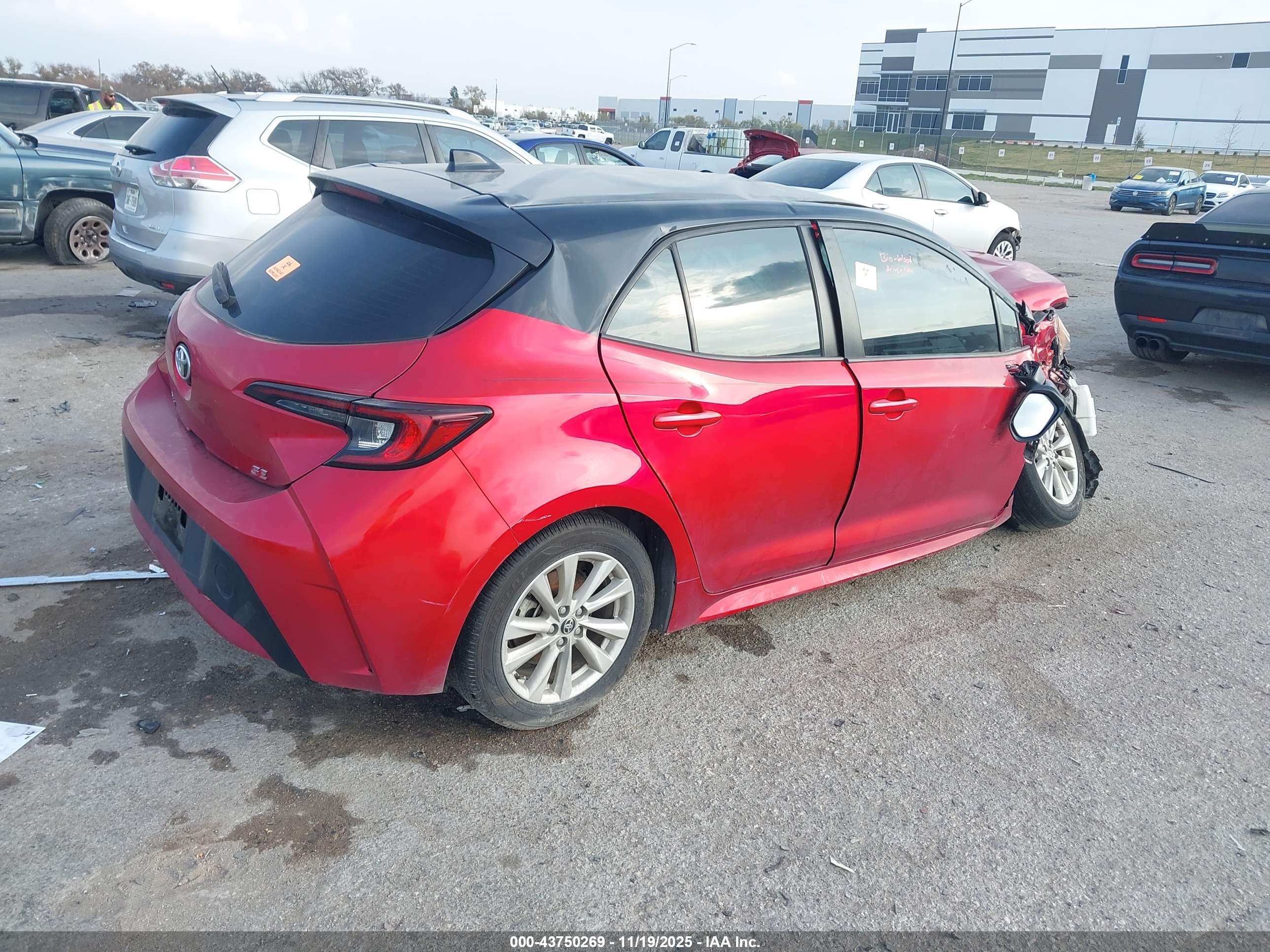 TOYOTA COROLLA image 4