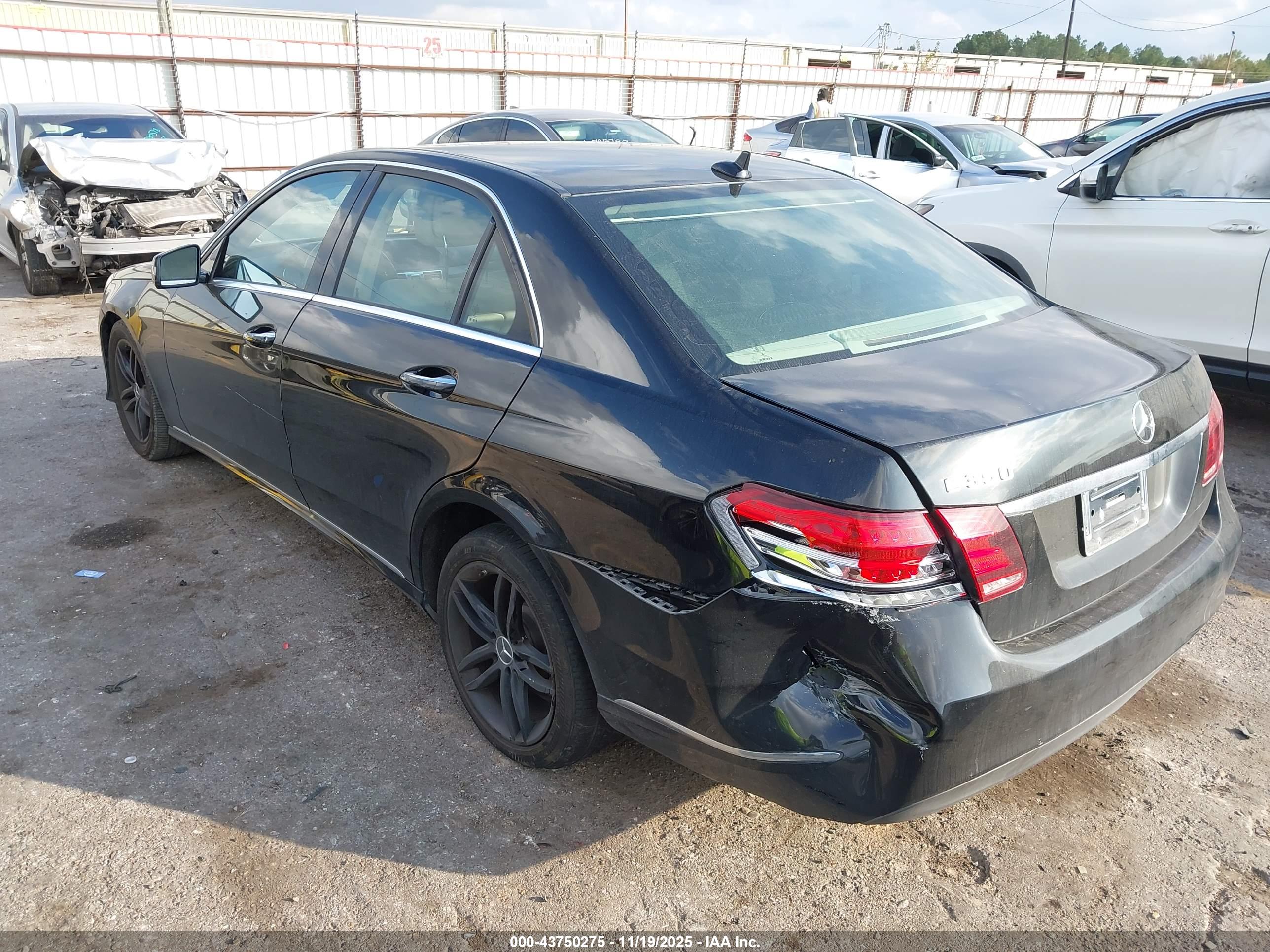 MERCEDES-BENZ E image 3