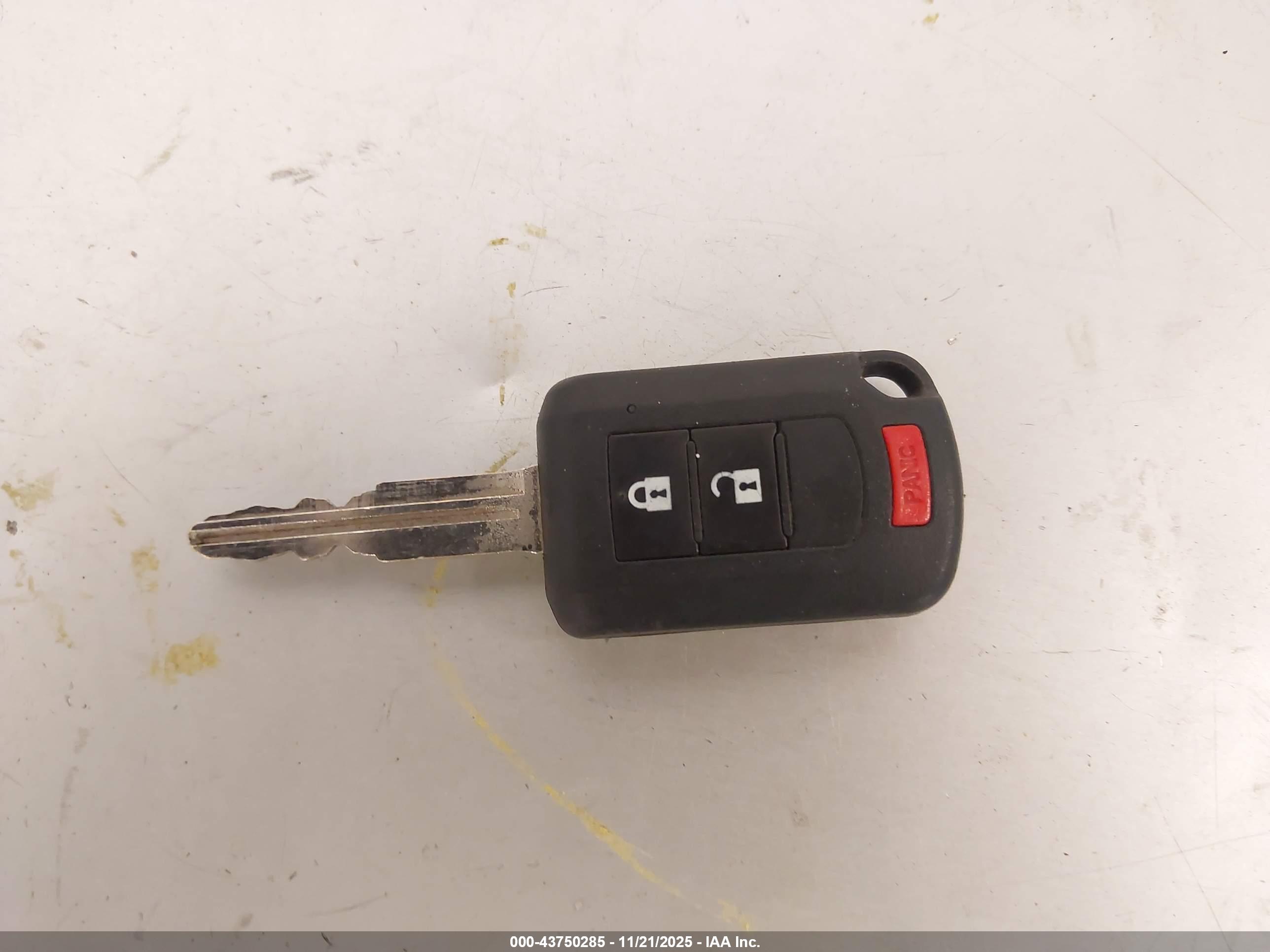 MITSUBISHI MIRAGE image 11