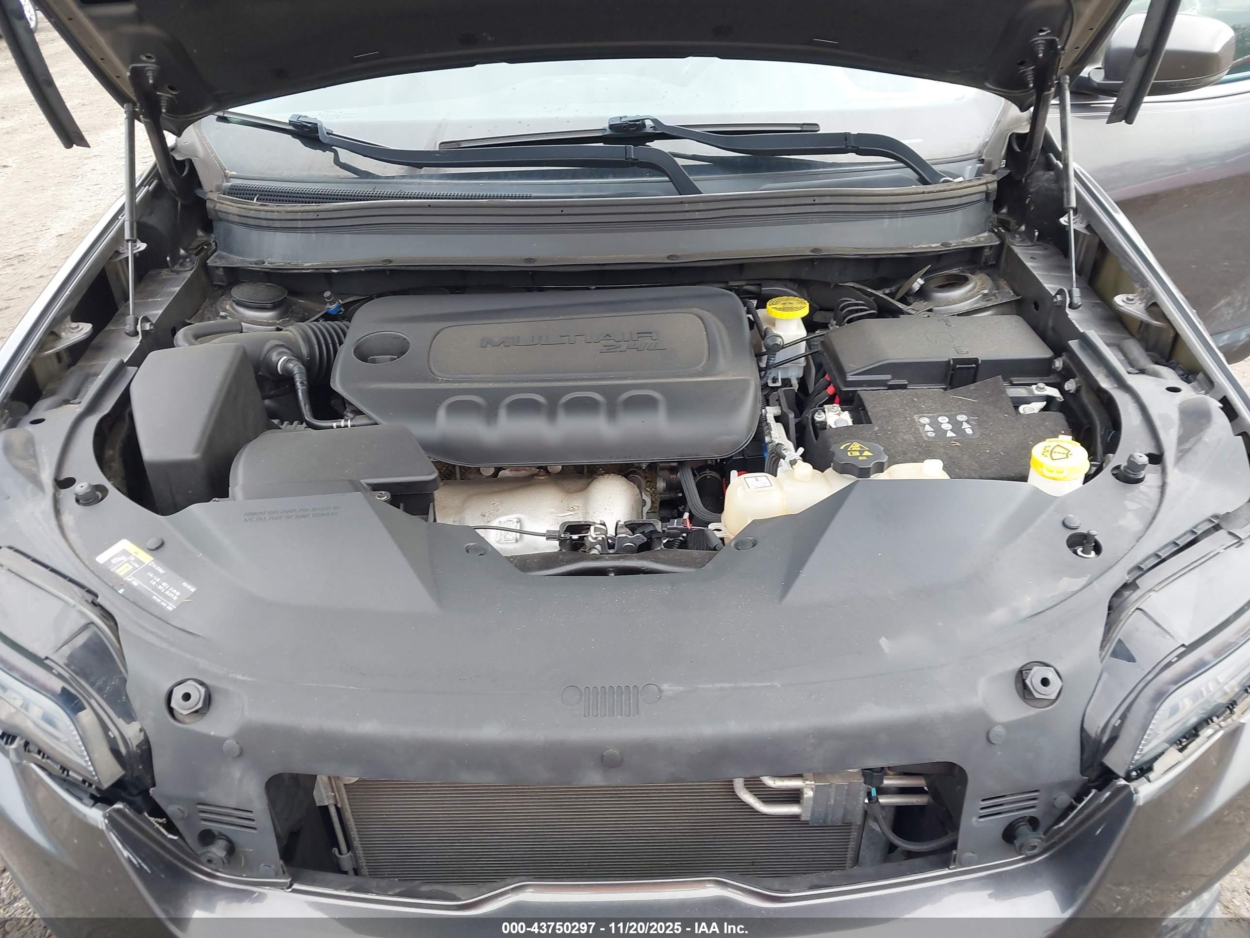 JEEP CHEROKEE image 10
