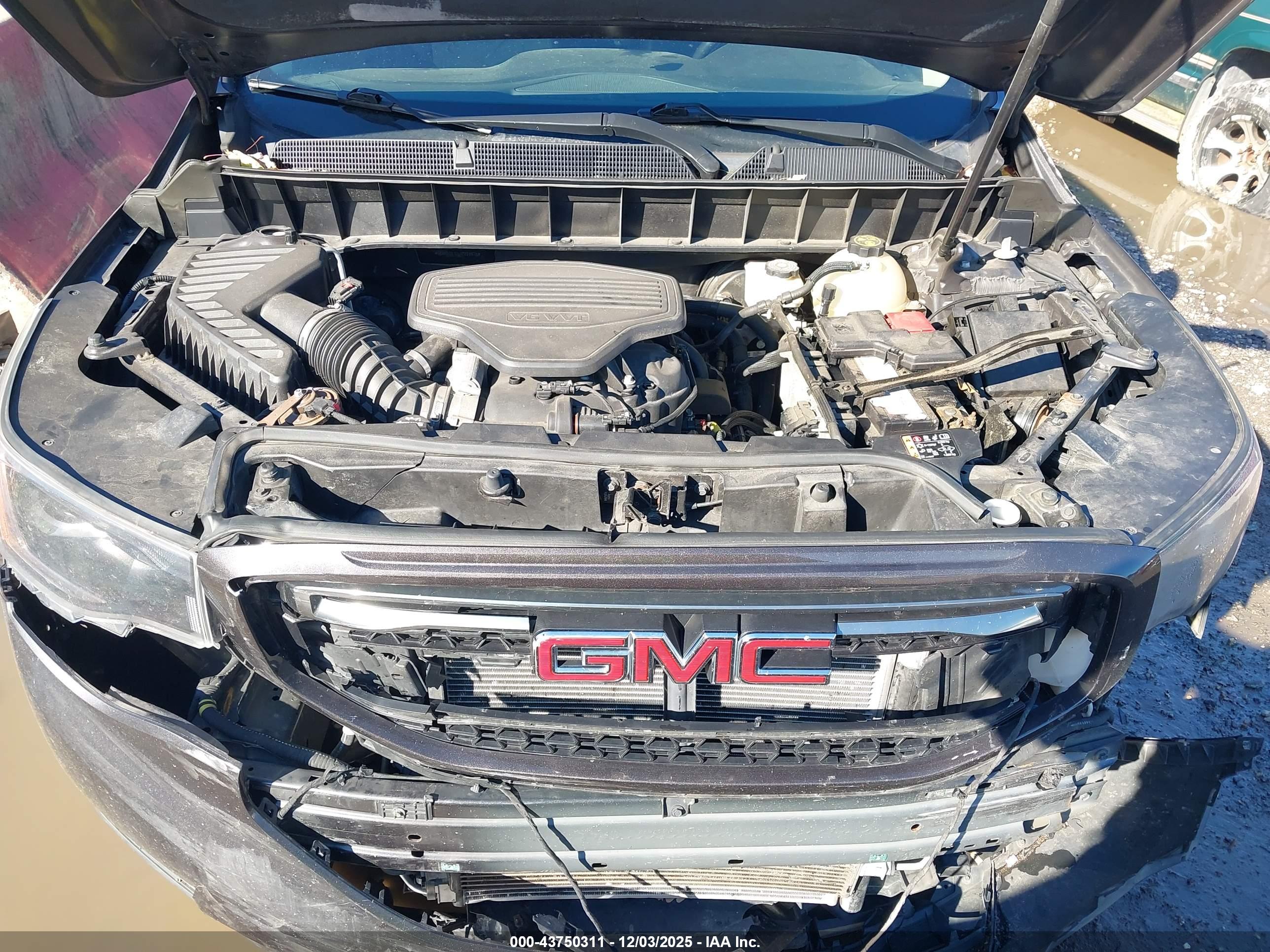 GMC ACADIA image 10