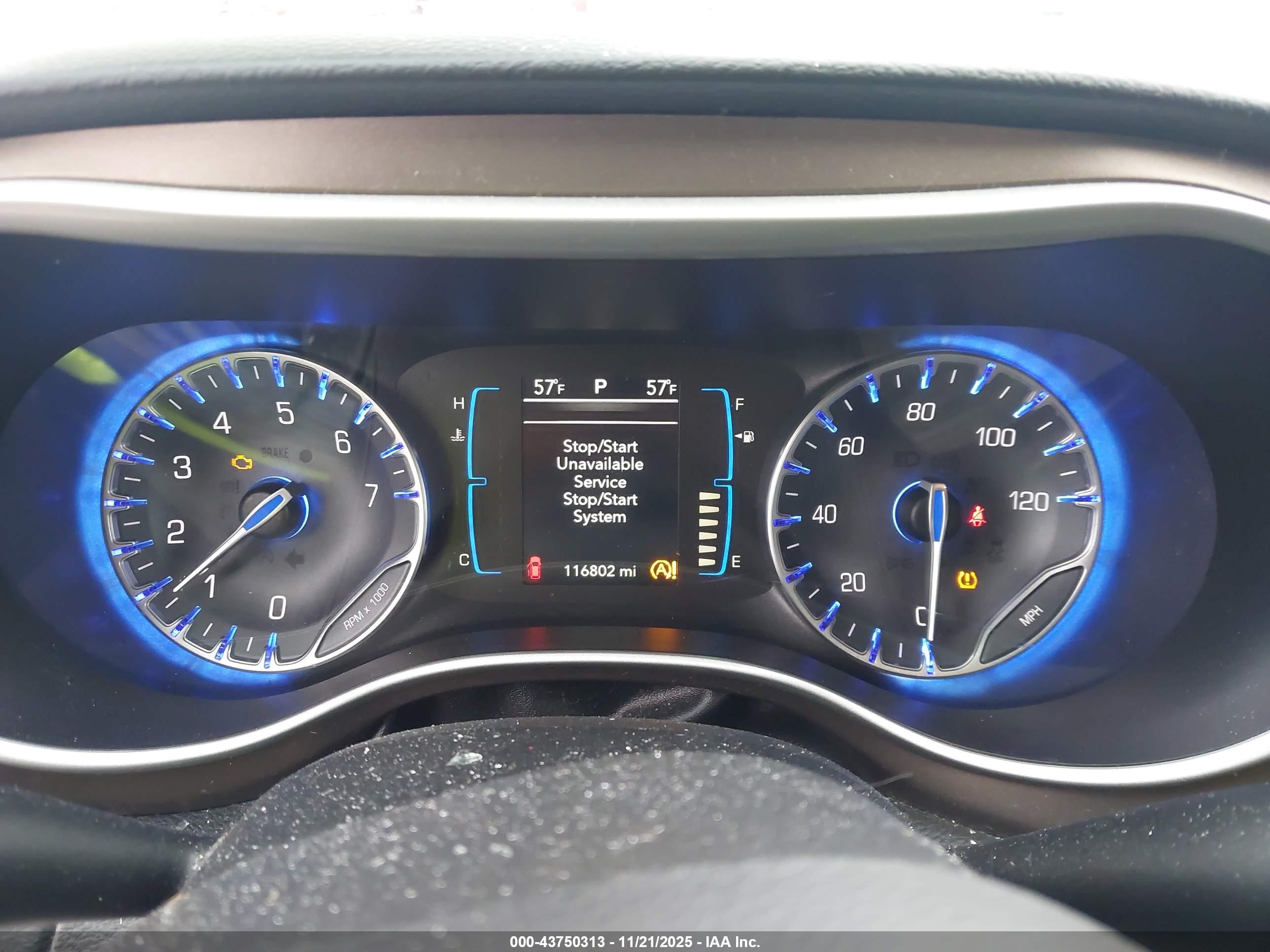CHRYSLER PACIFICA image 7