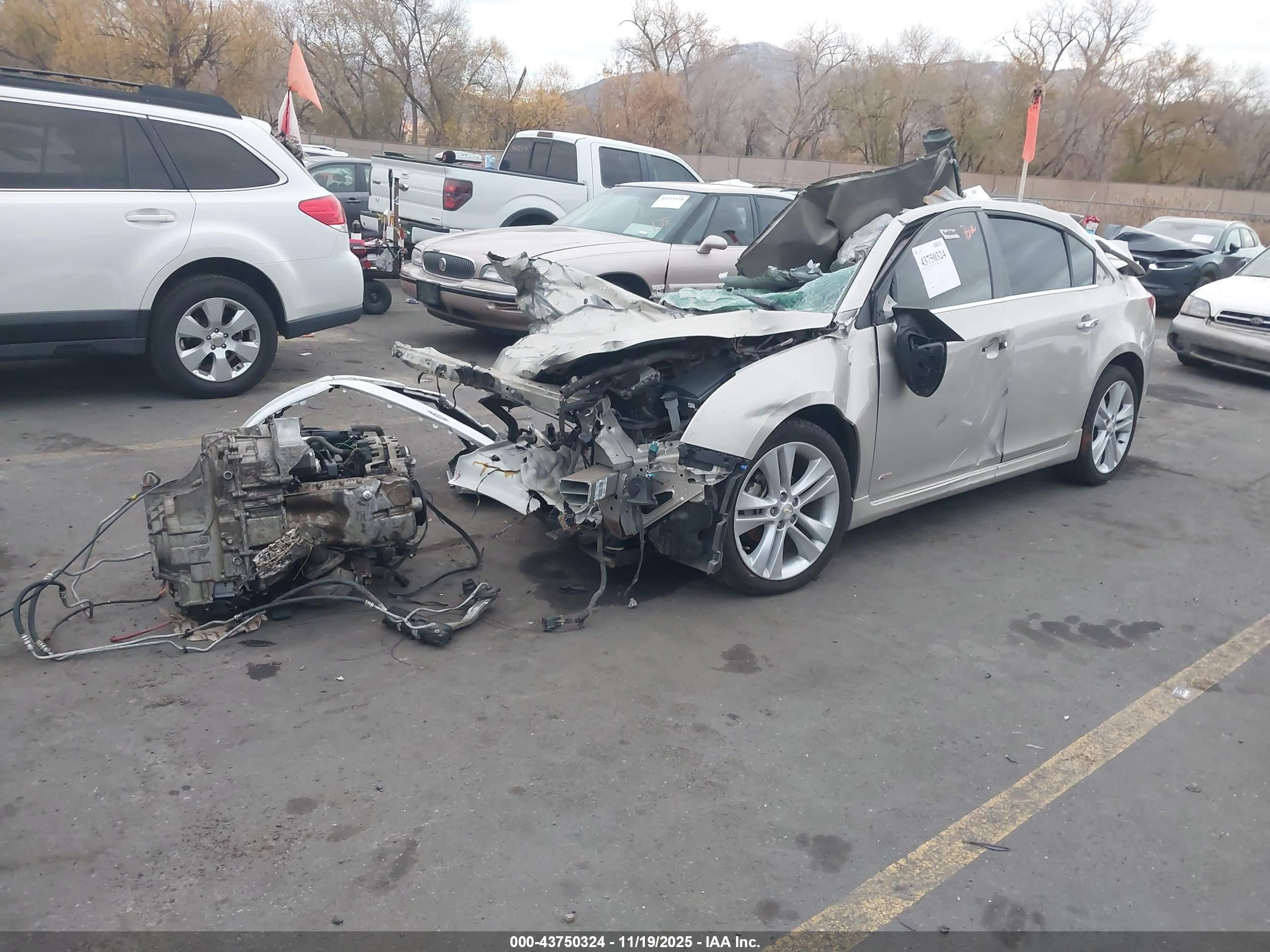 CHEVROLET CRUZE image 2
