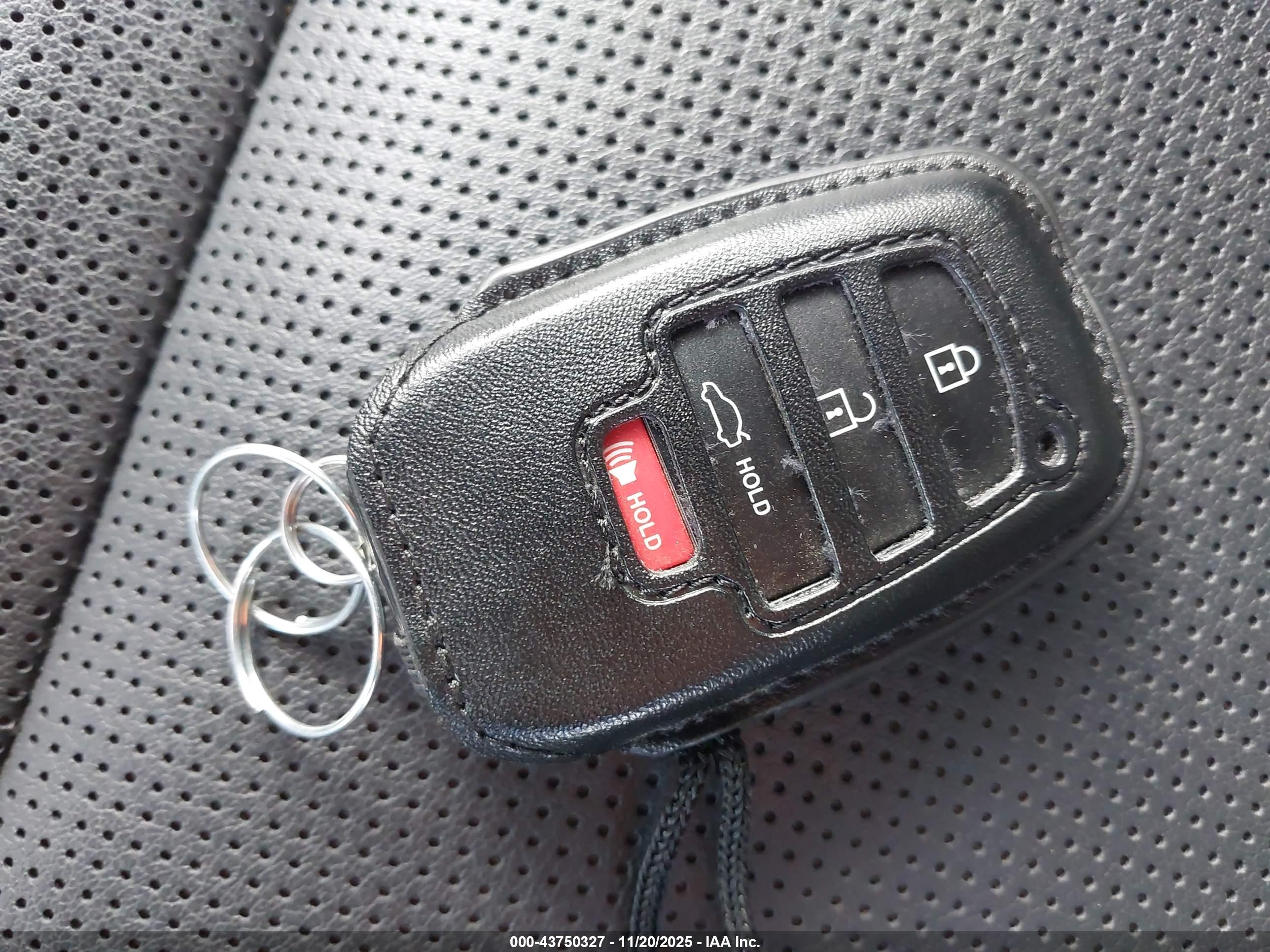 TOYOTA CAMRY image 11