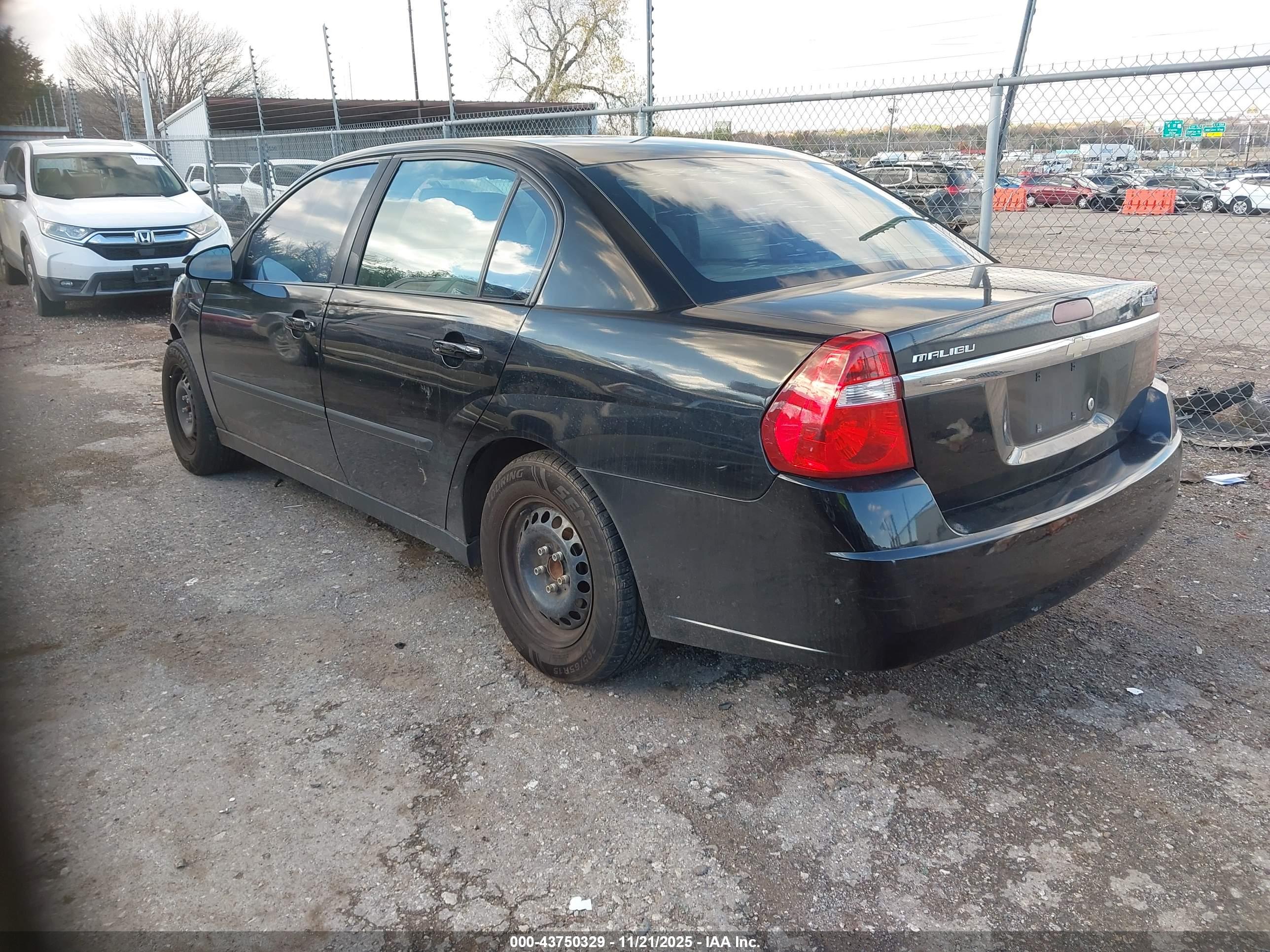 CHEVROLET MALIBU image 3