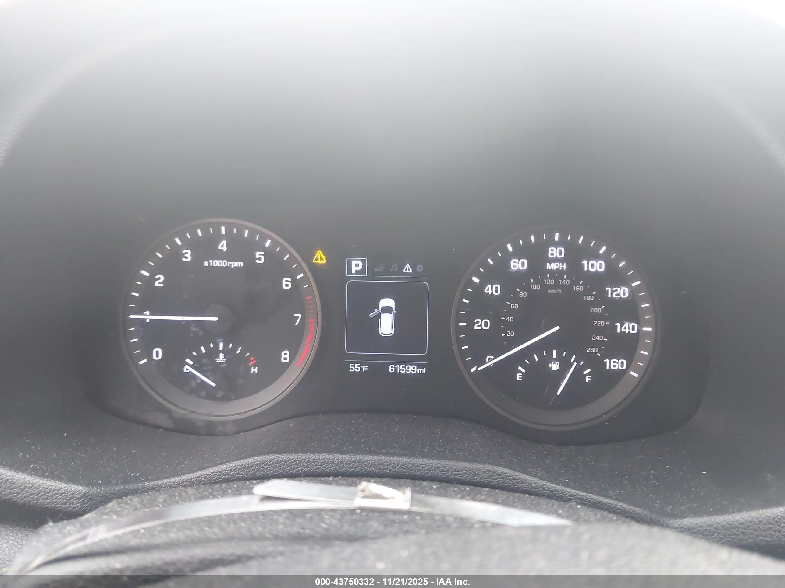 HYUNDAI TUCSON image 7