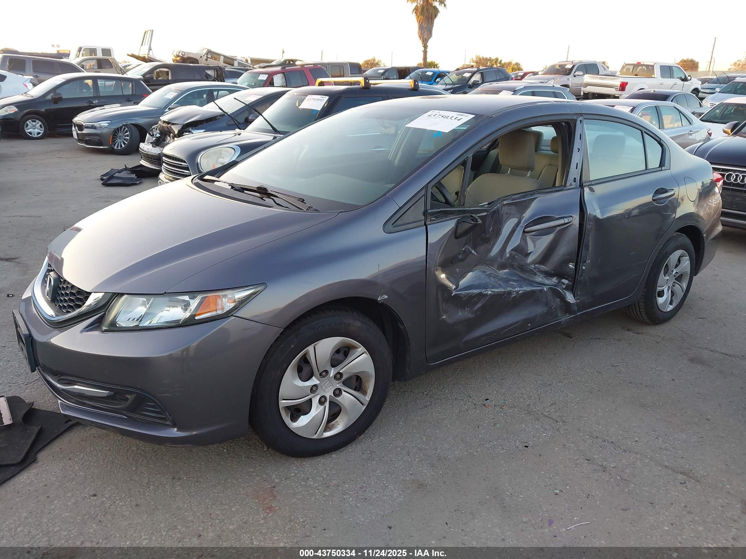 HONDA CIVIC image 2