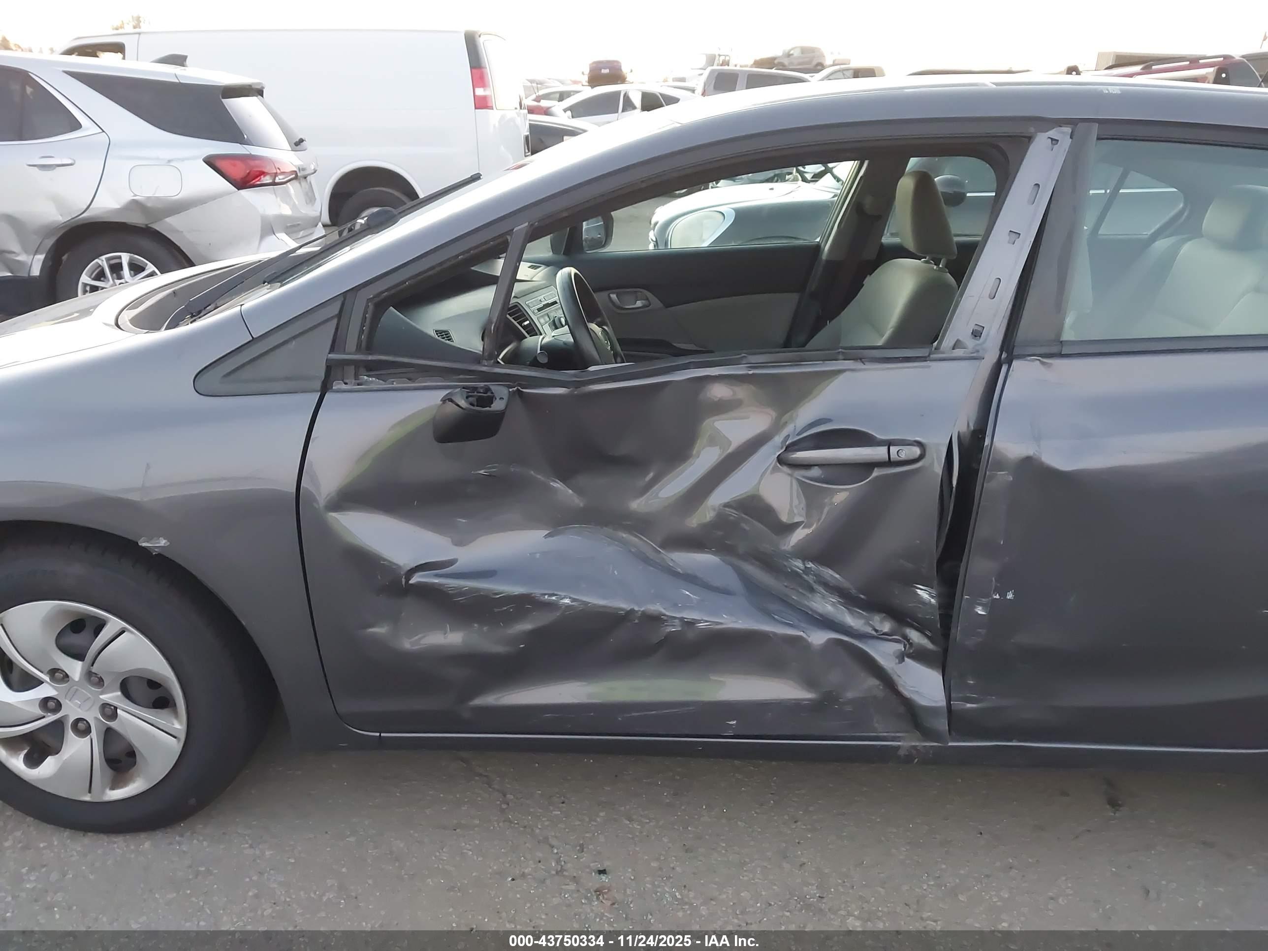 HONDA CIVIC image 6