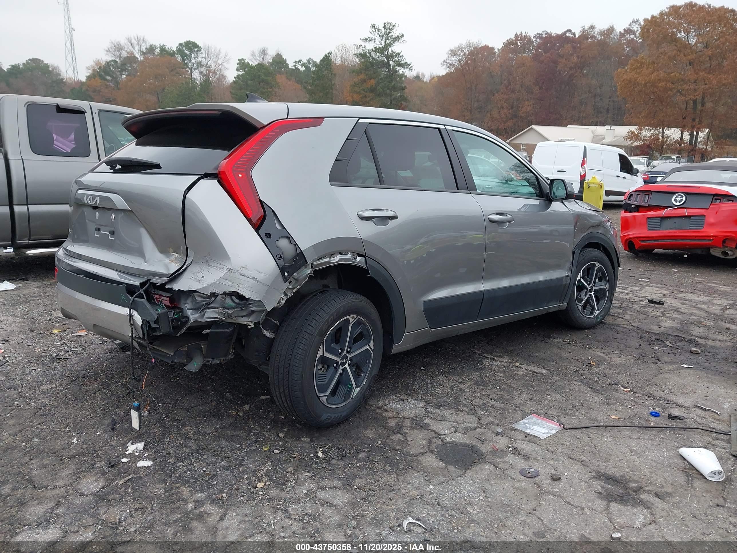 KIA NIRO image 4